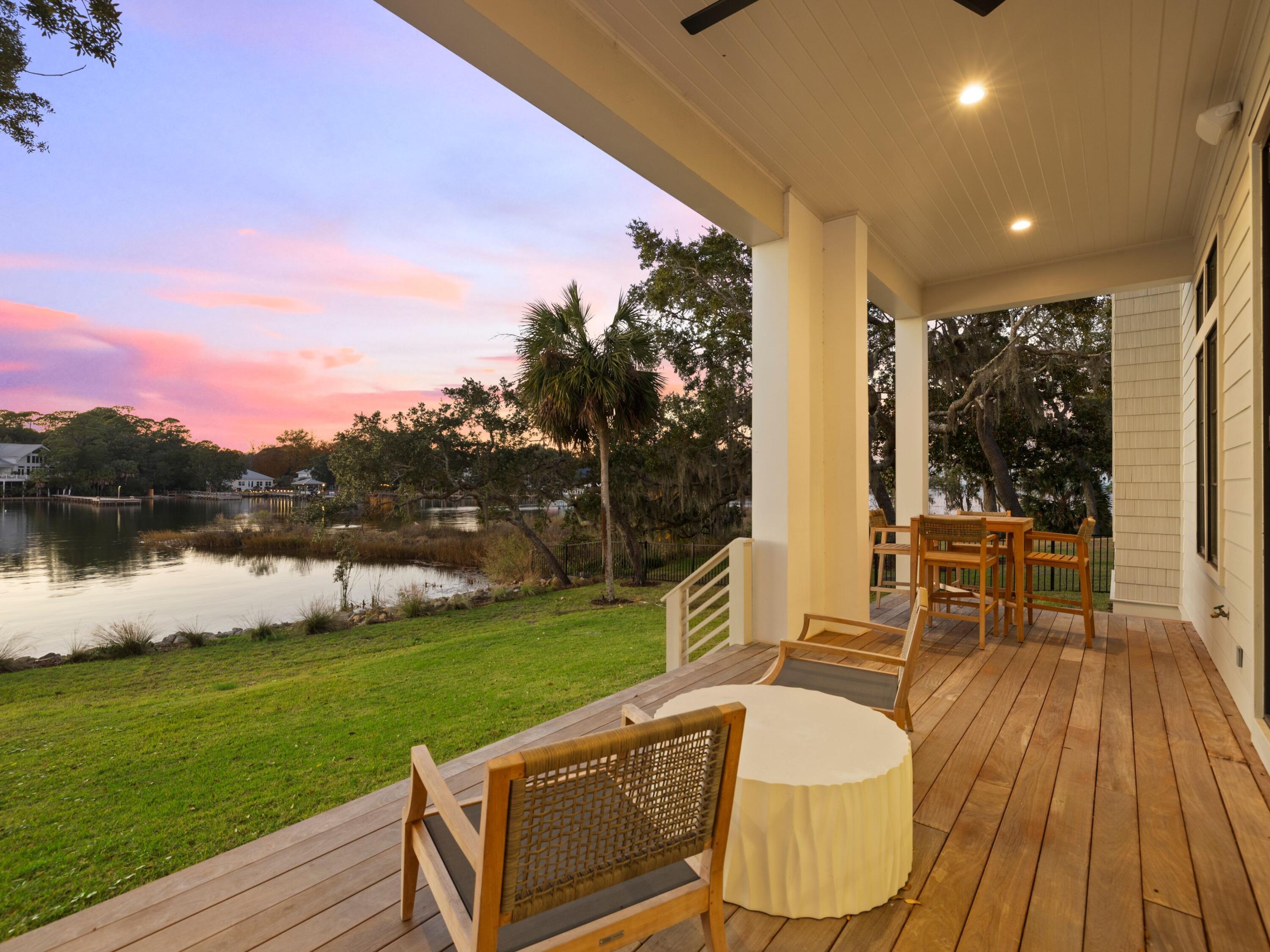 59 Arboleda Drive