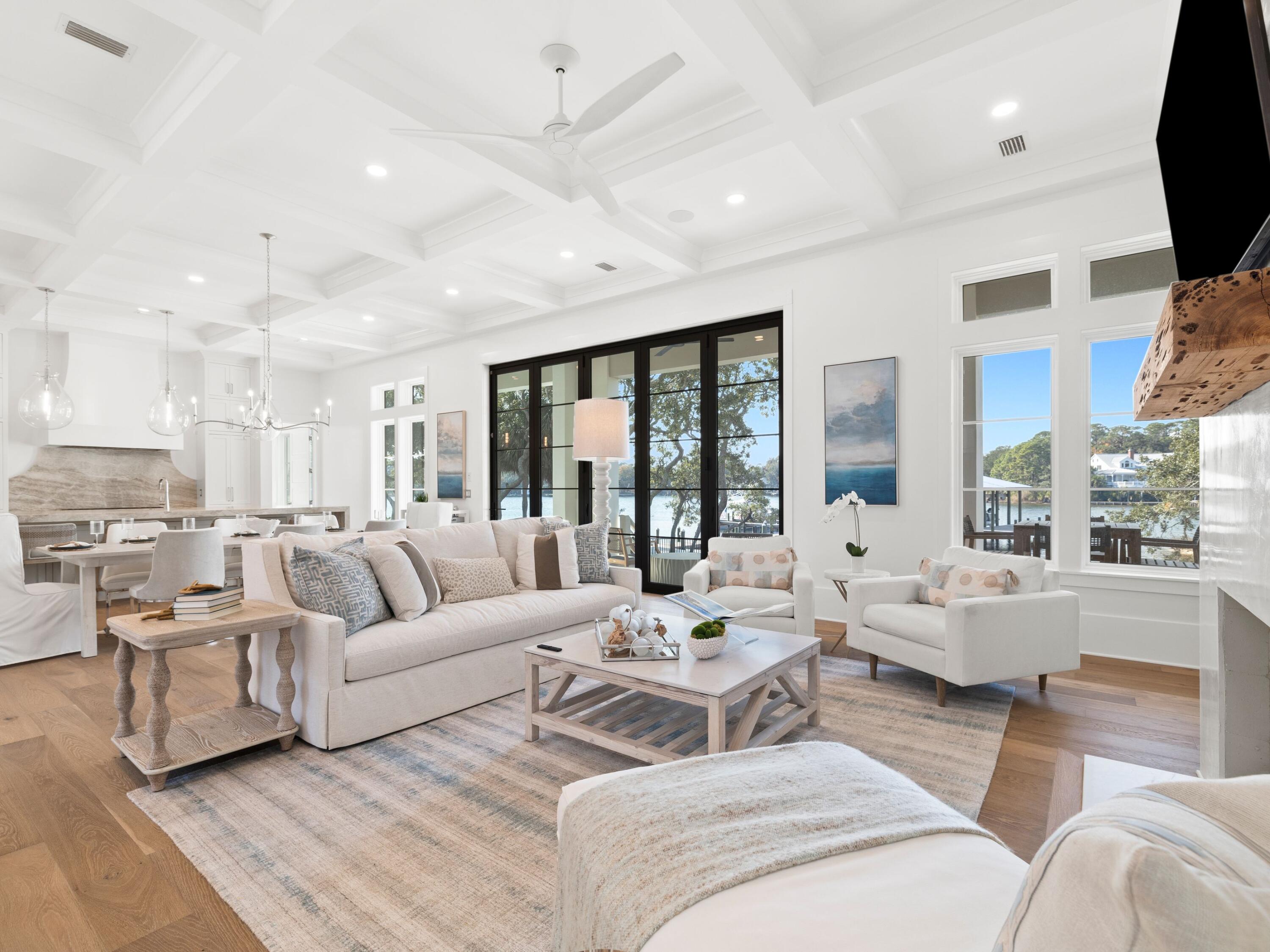 59 Arboleda Drive