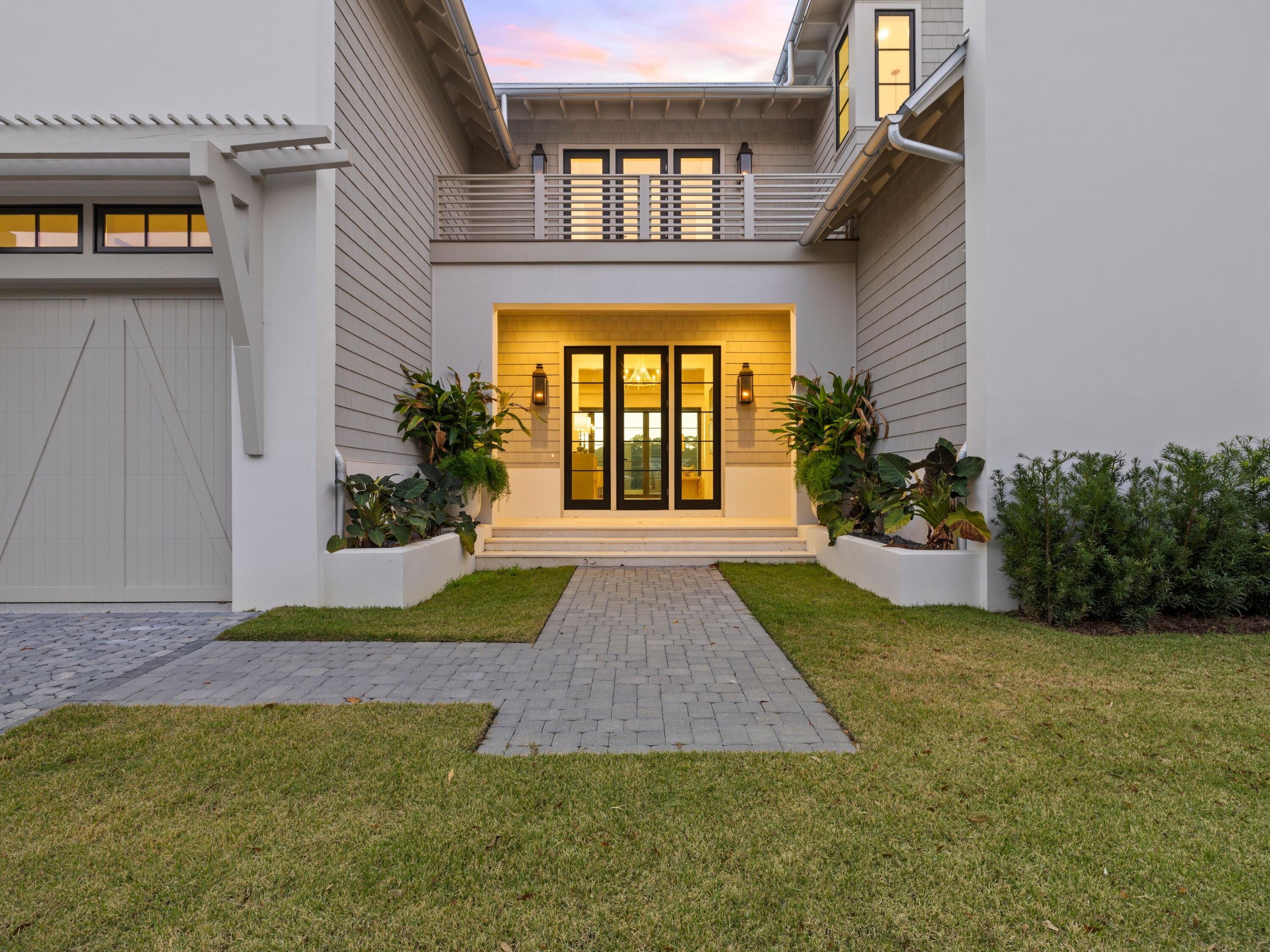59 Arboleda Drive