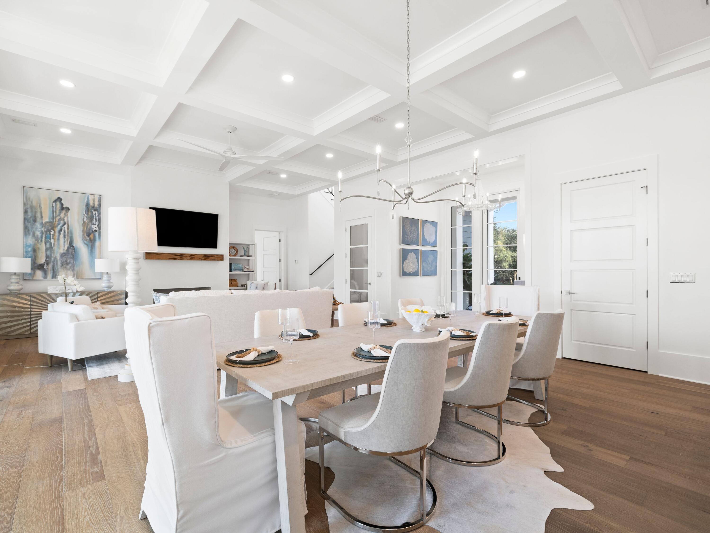 59 Arboleda Drive