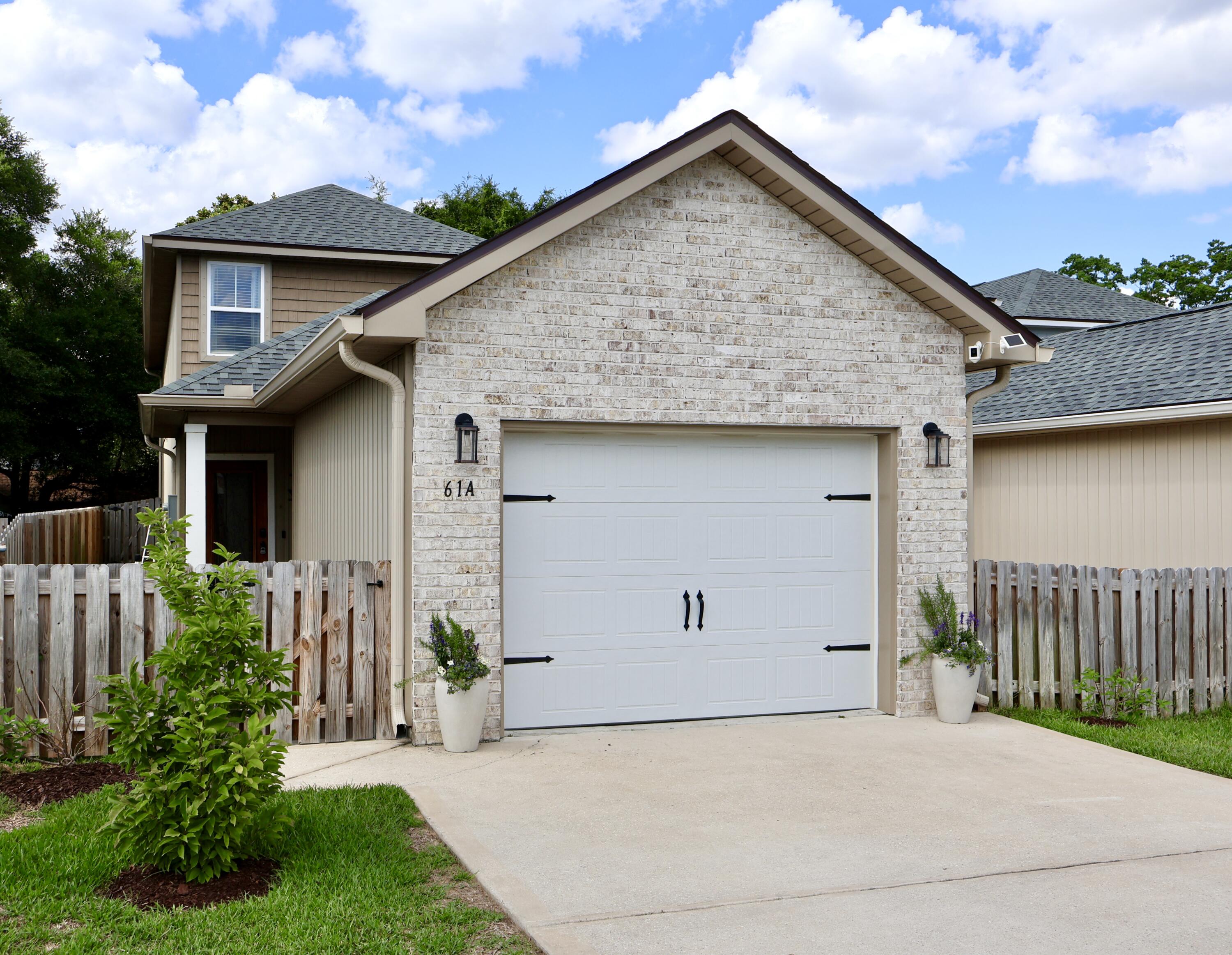 61A 9th Avenue