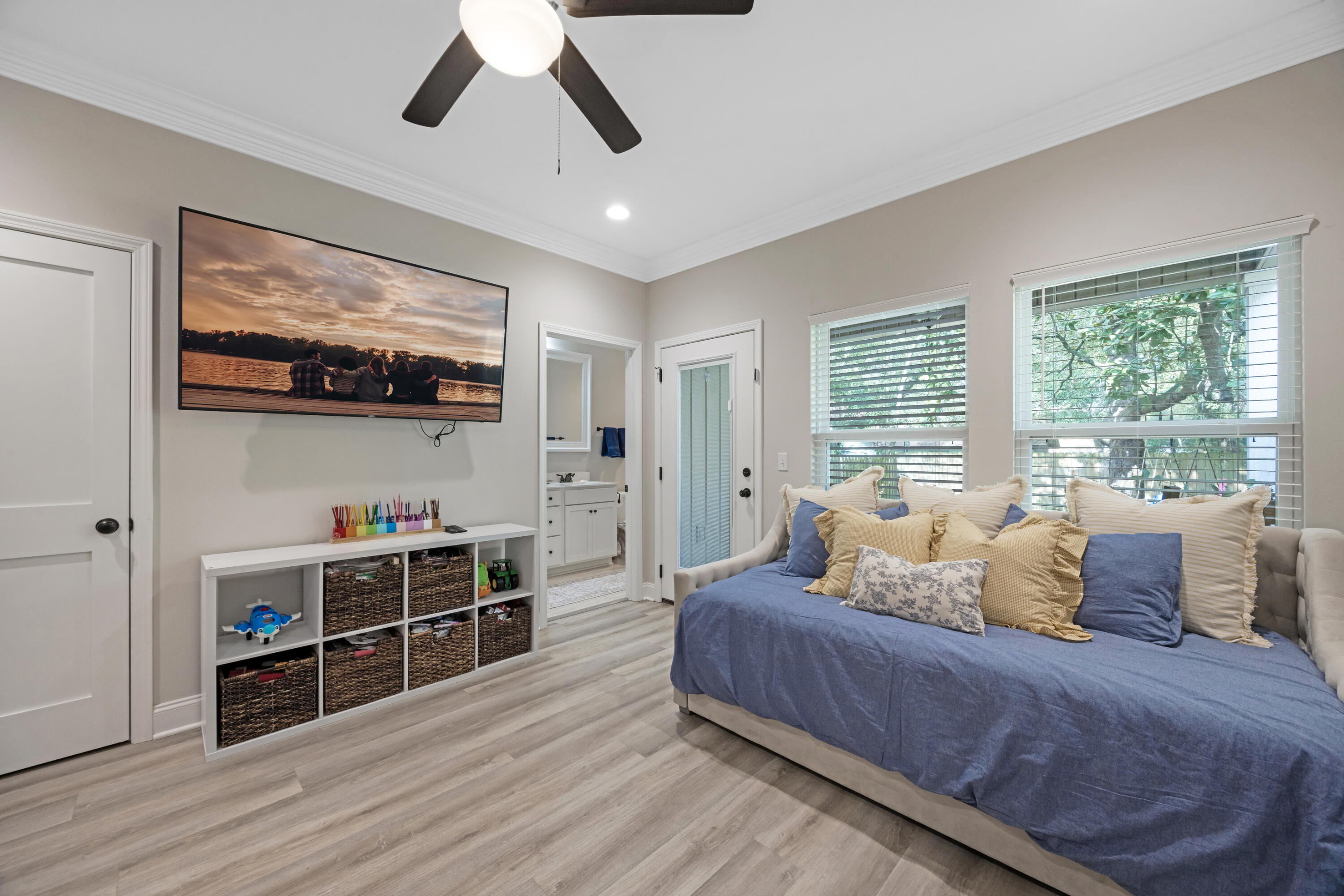 61A 9th Avenue