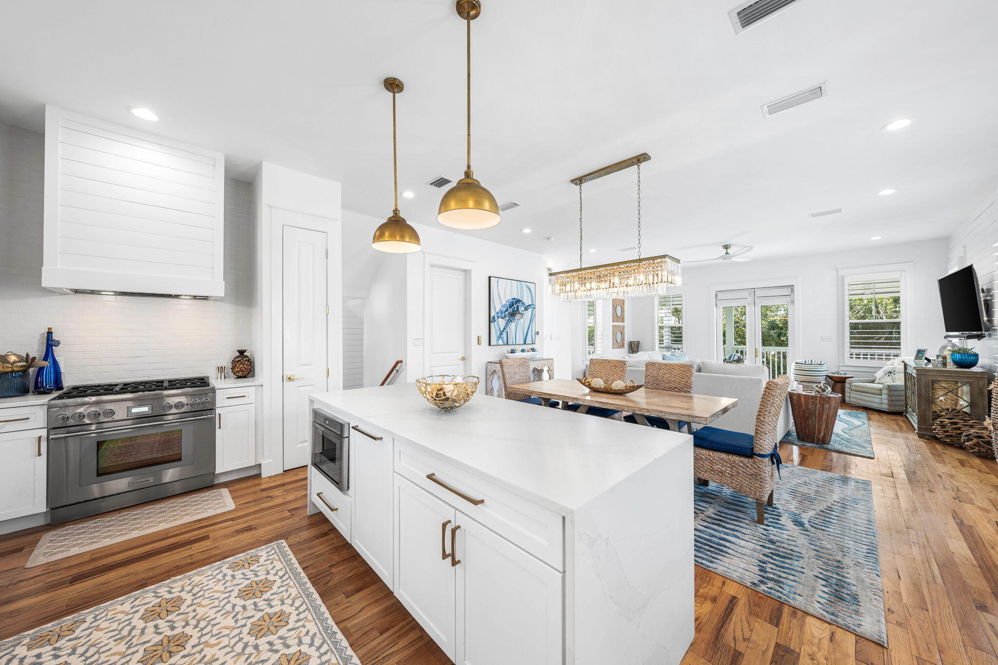 37 Eastern Lake Court