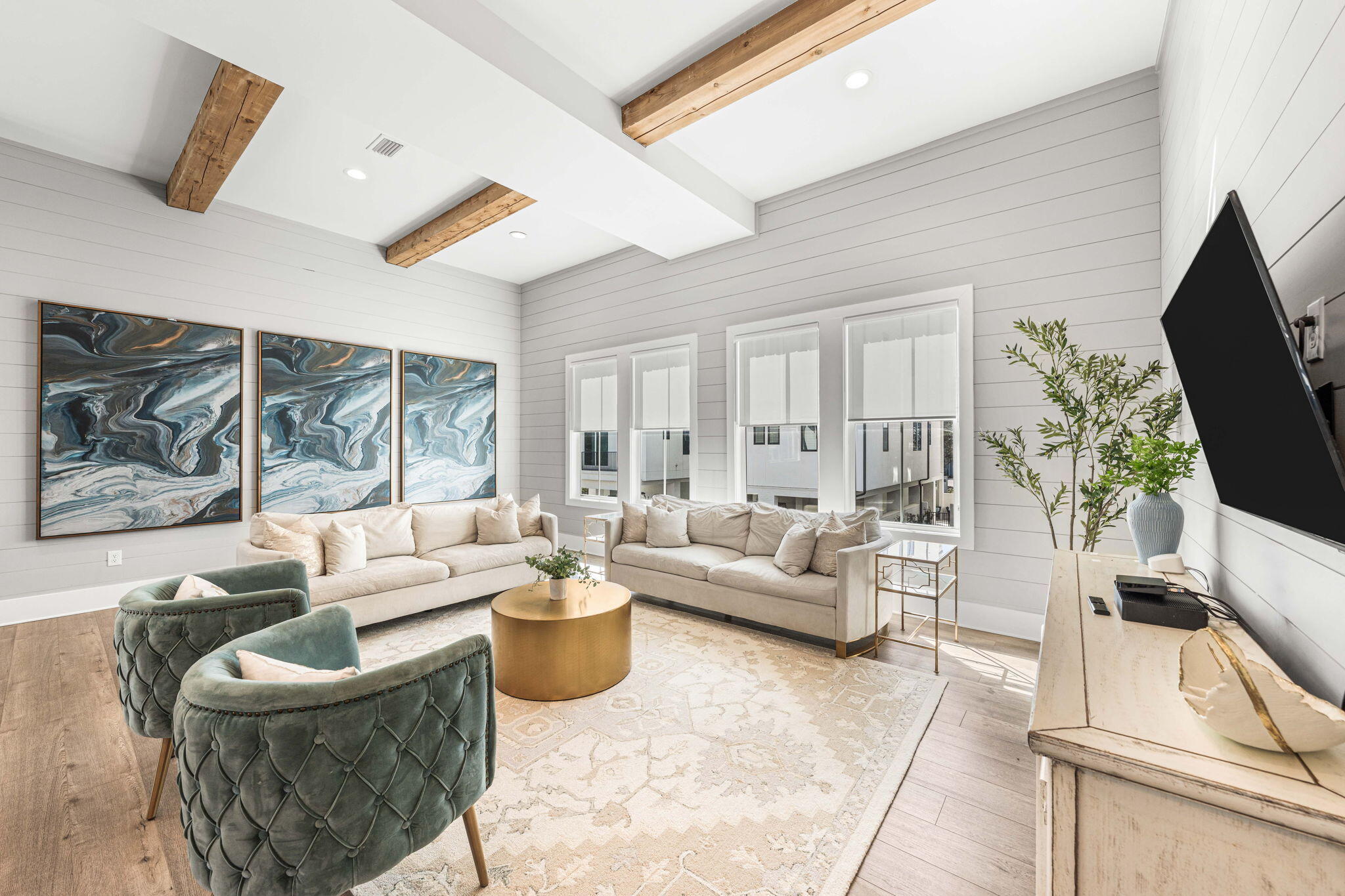 35 Cote D'Azur Drive