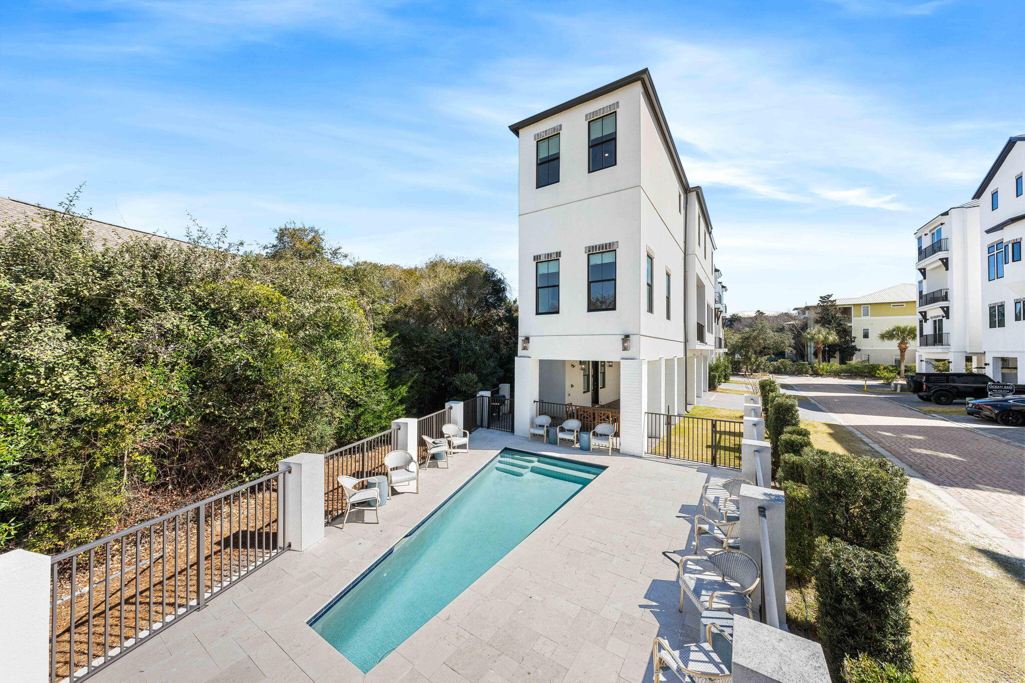 35 Cote D'Azur Drive