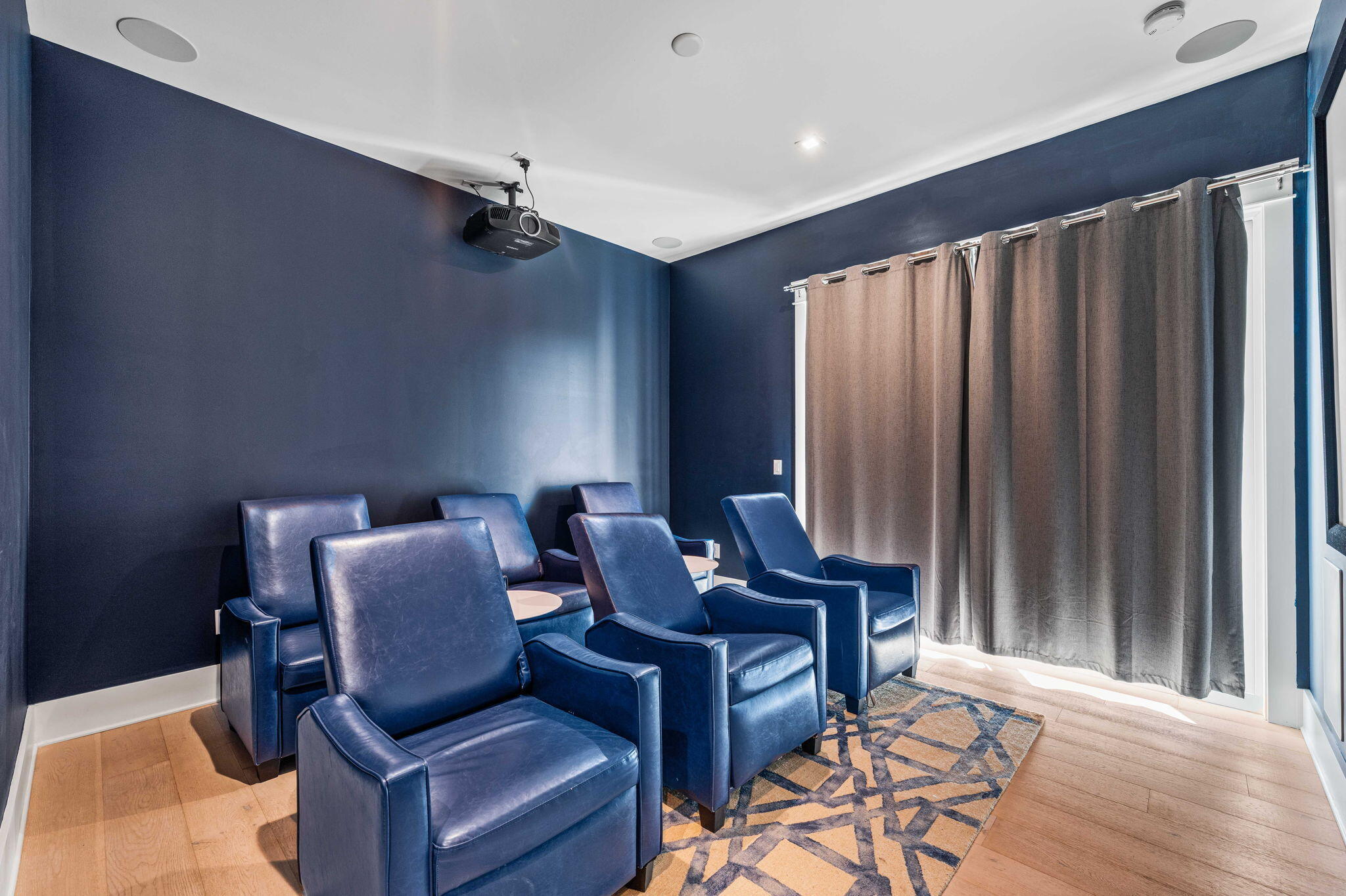 1683 S County Highway 393