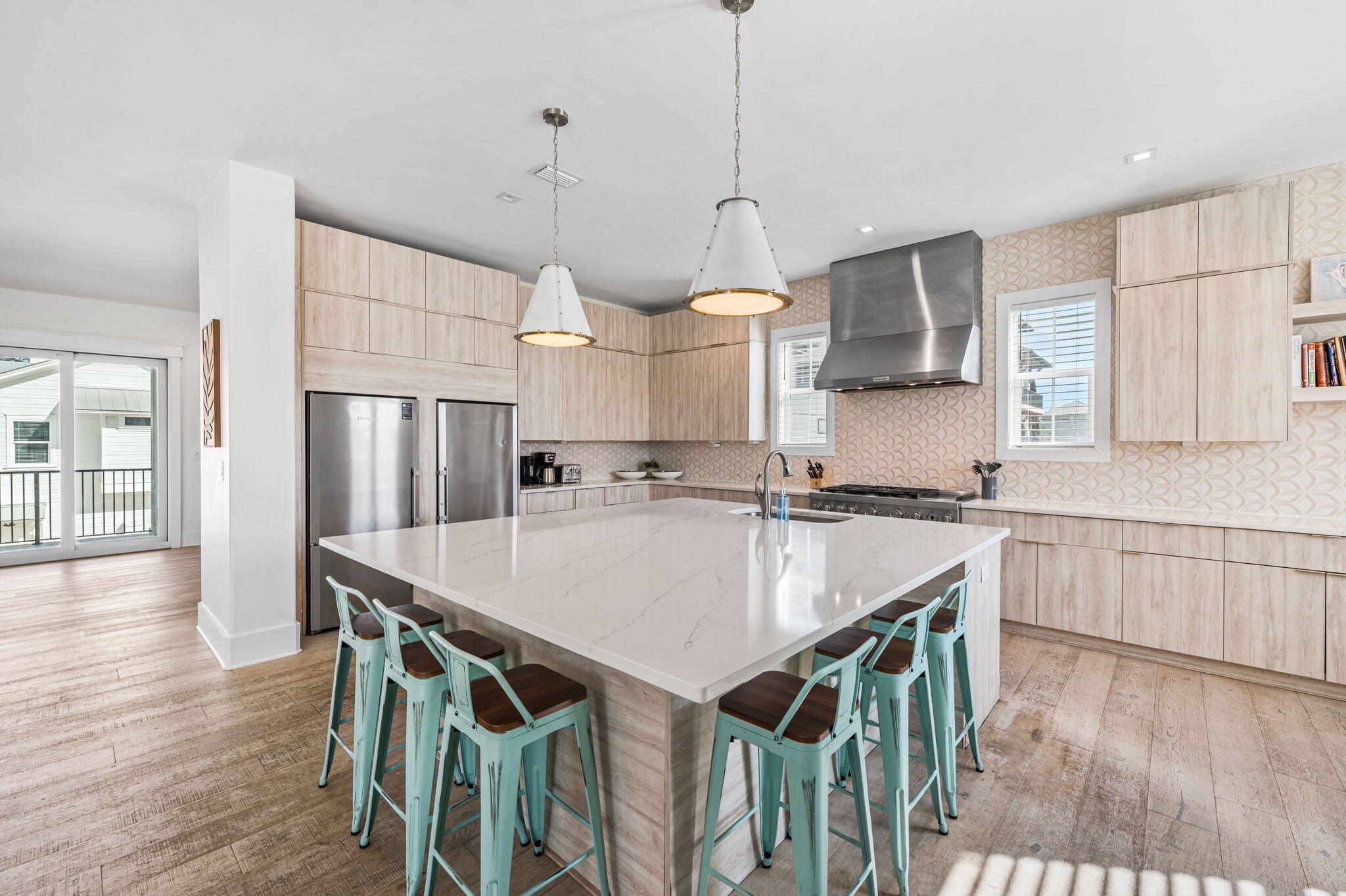 1683 S County Highway 393