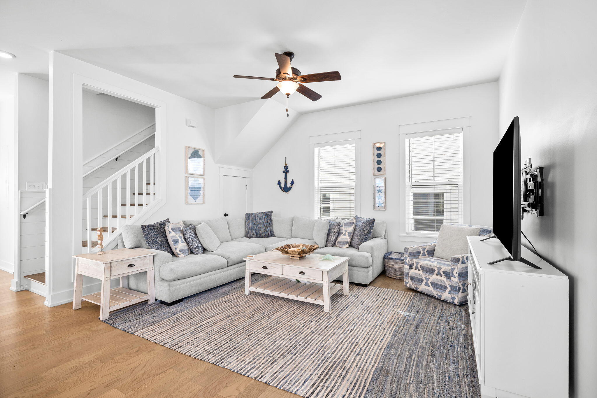 62 Charming Way
