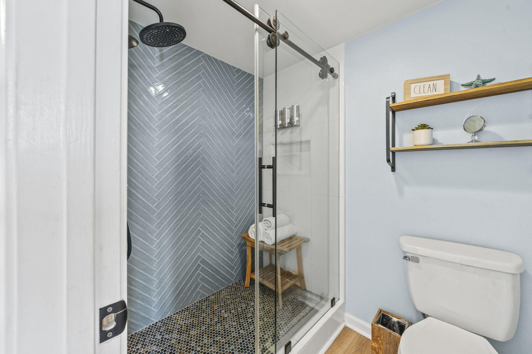 970 E Hwy 98 806