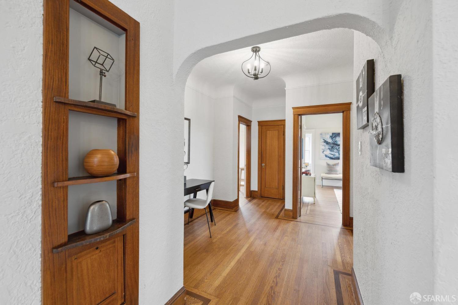 30 Entrada Court