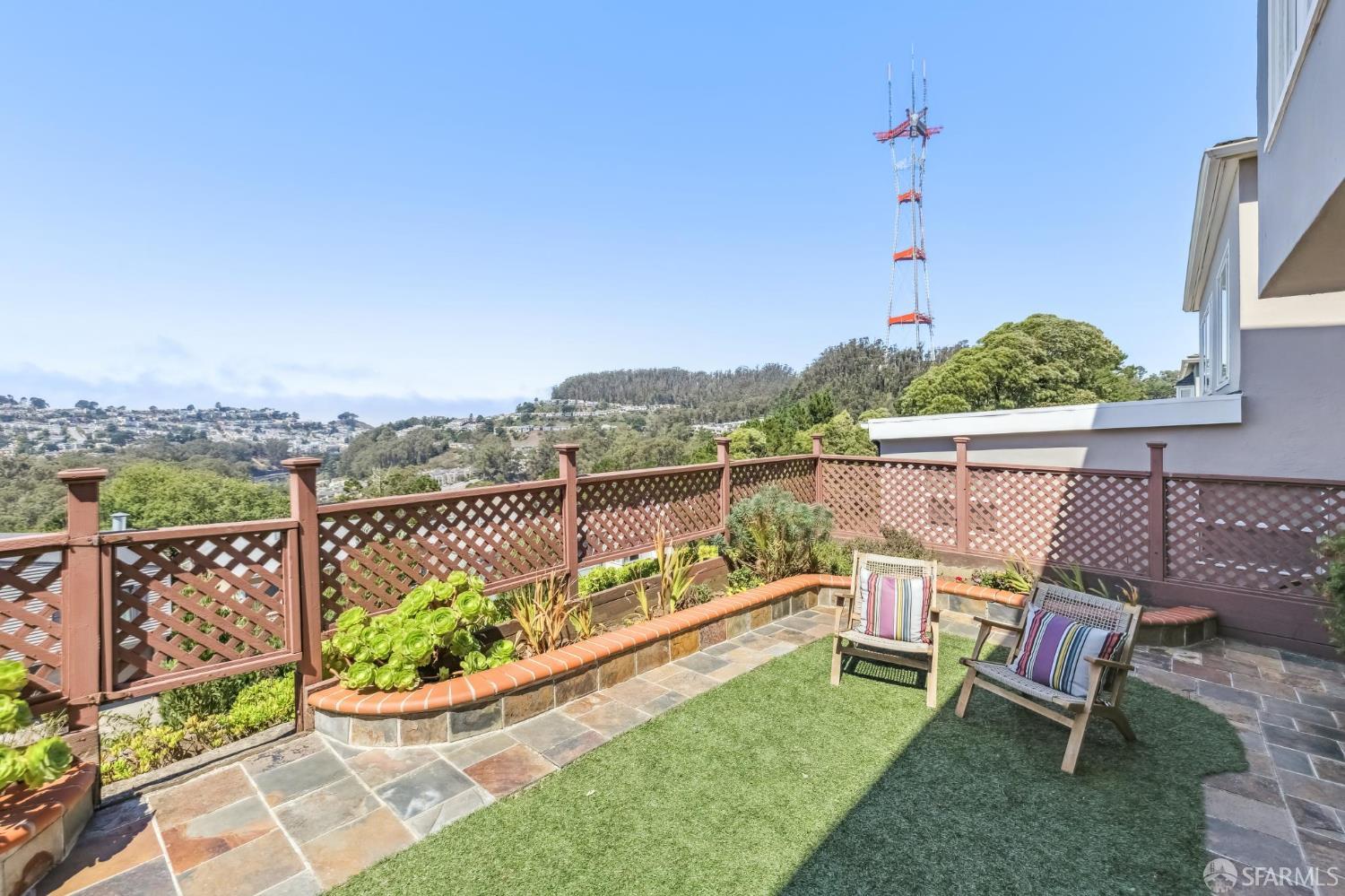 23 Gladeview Way