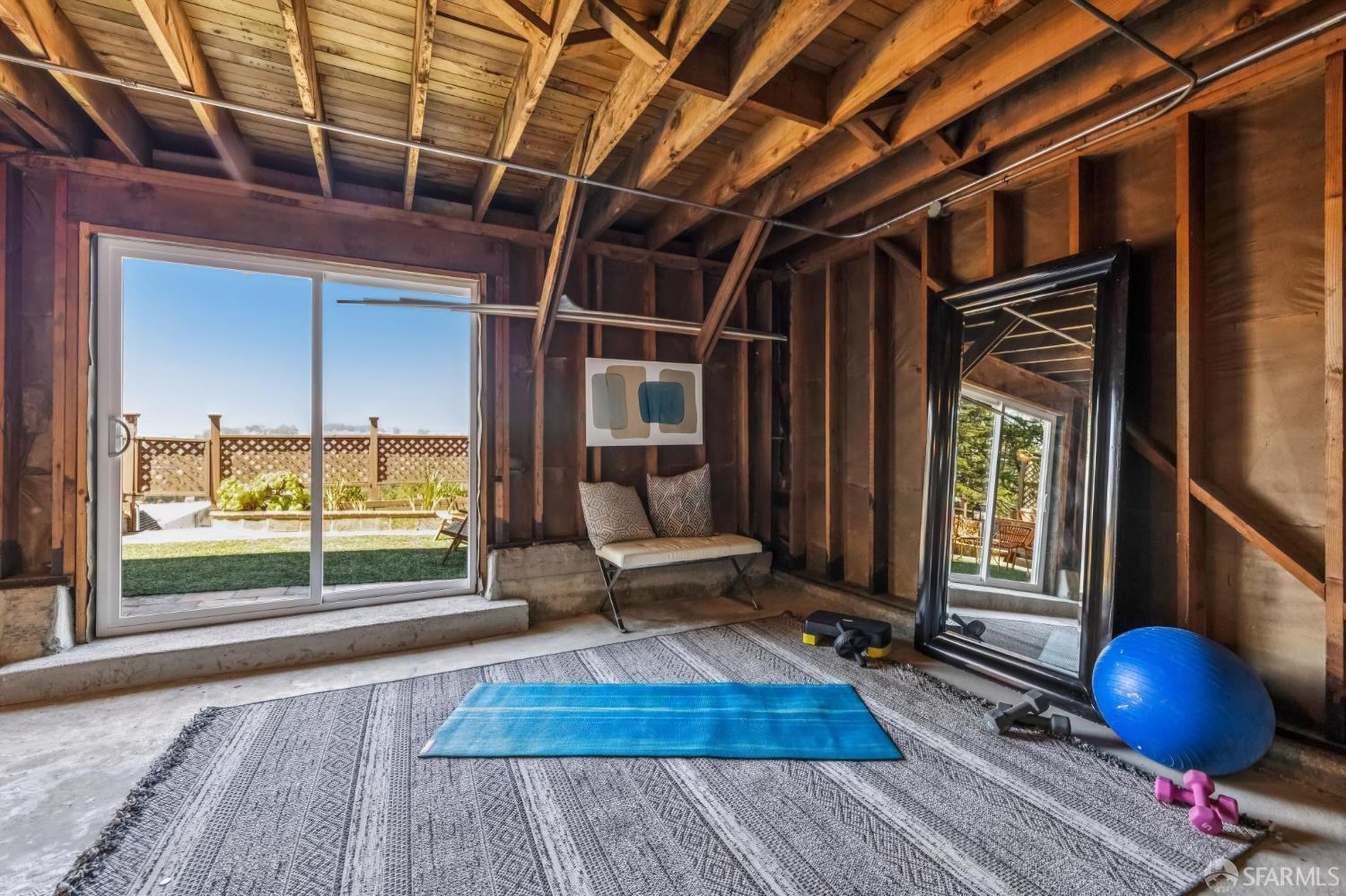 23 Gladeview Way