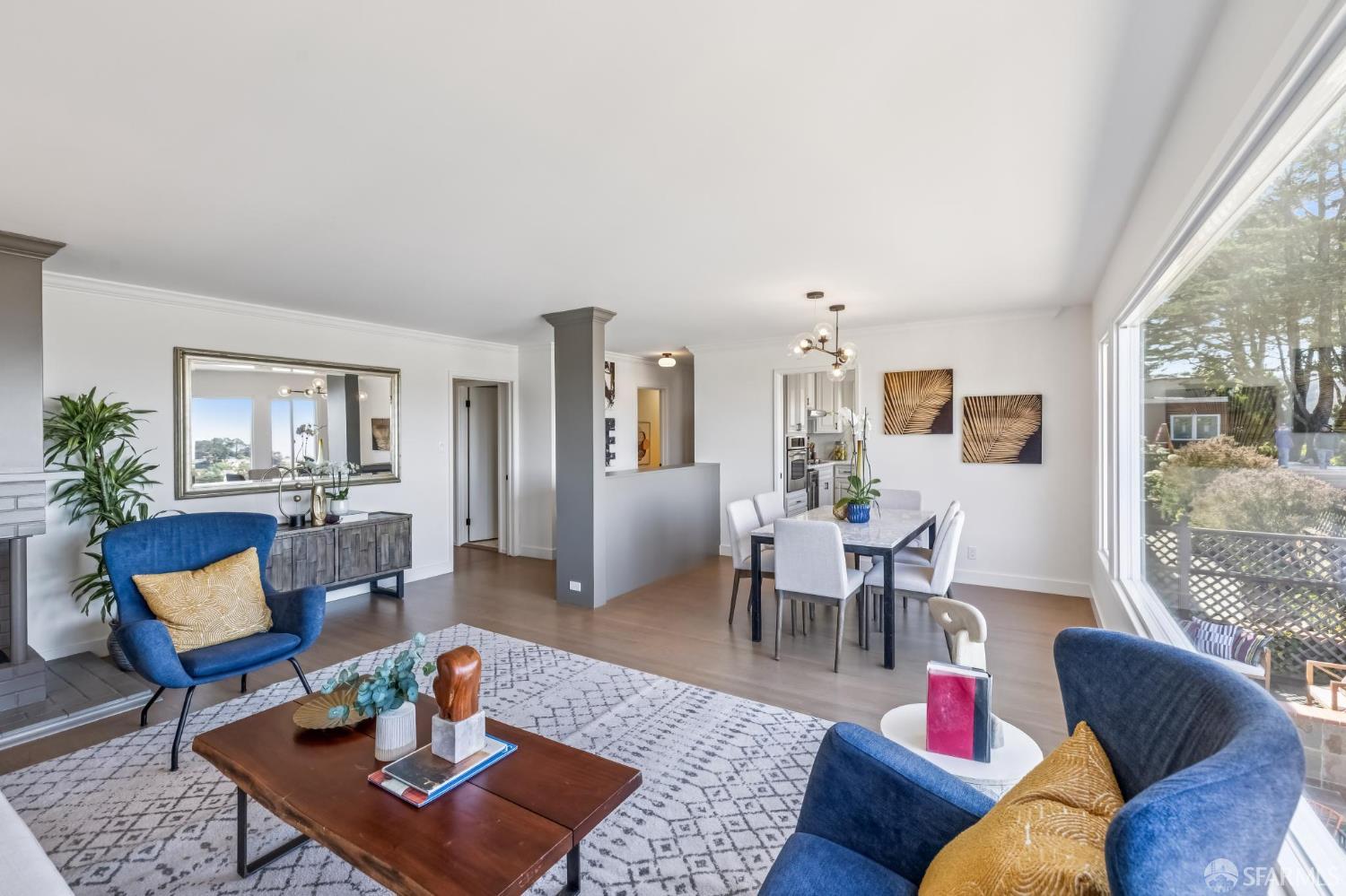 23 Gladeview Way