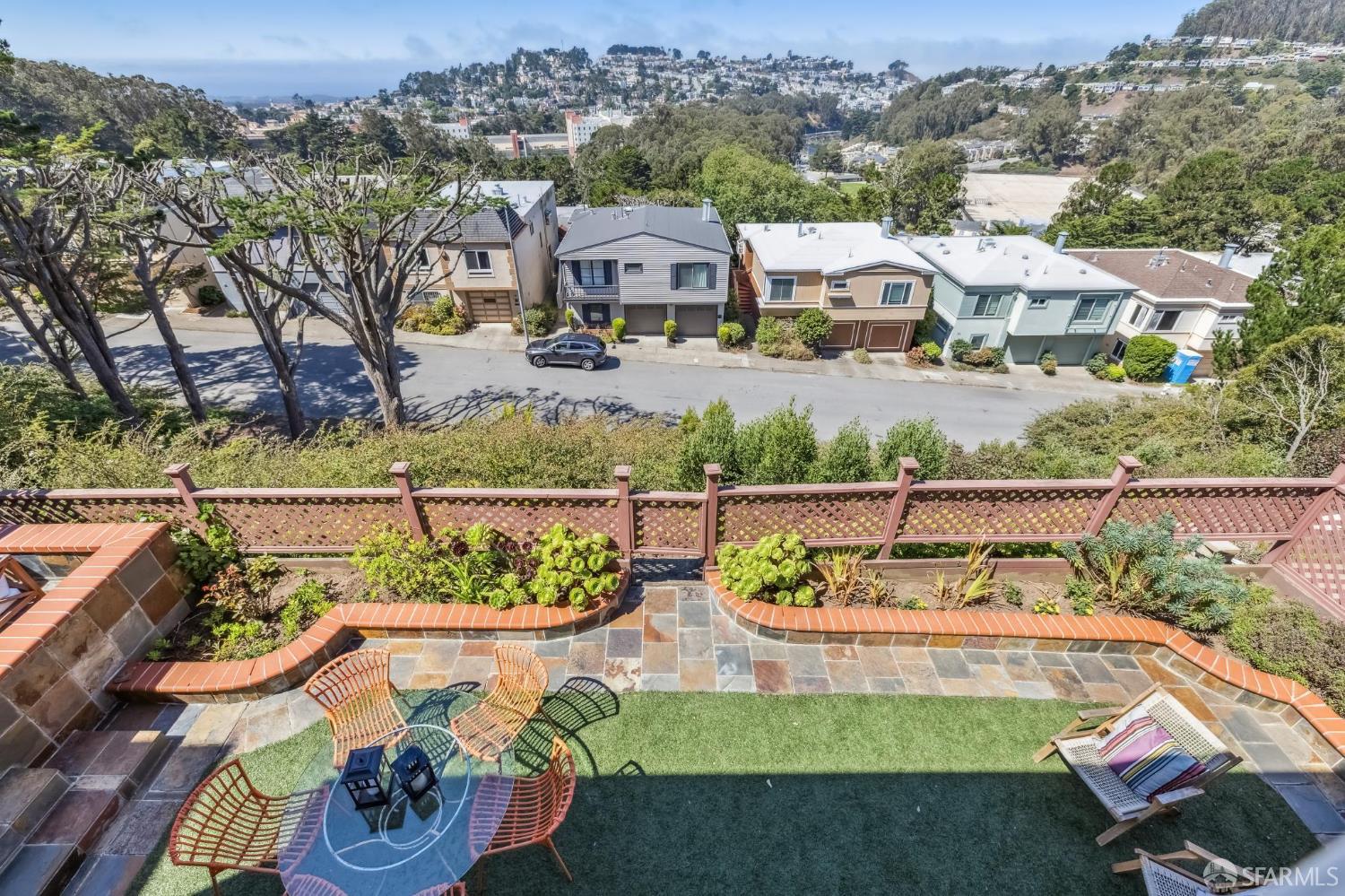 23 Gladeview Way