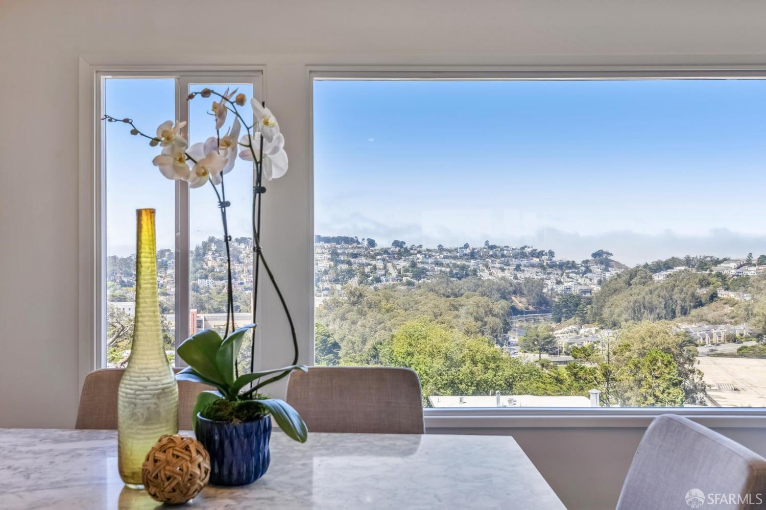 23 Gladeview Way