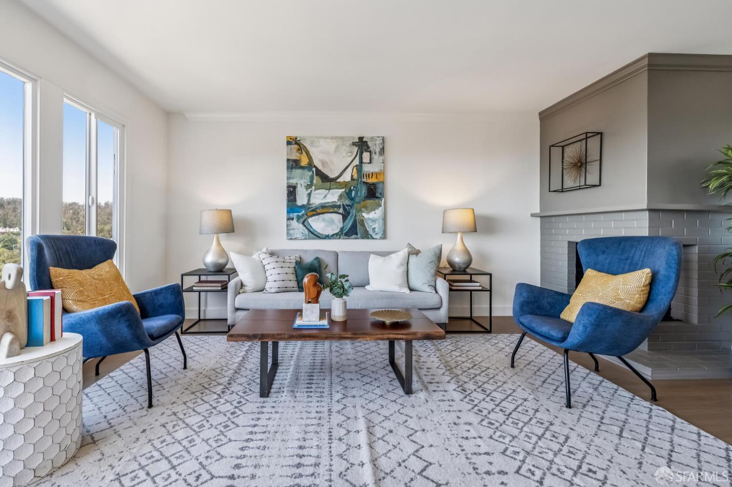 23 Gladeview Way