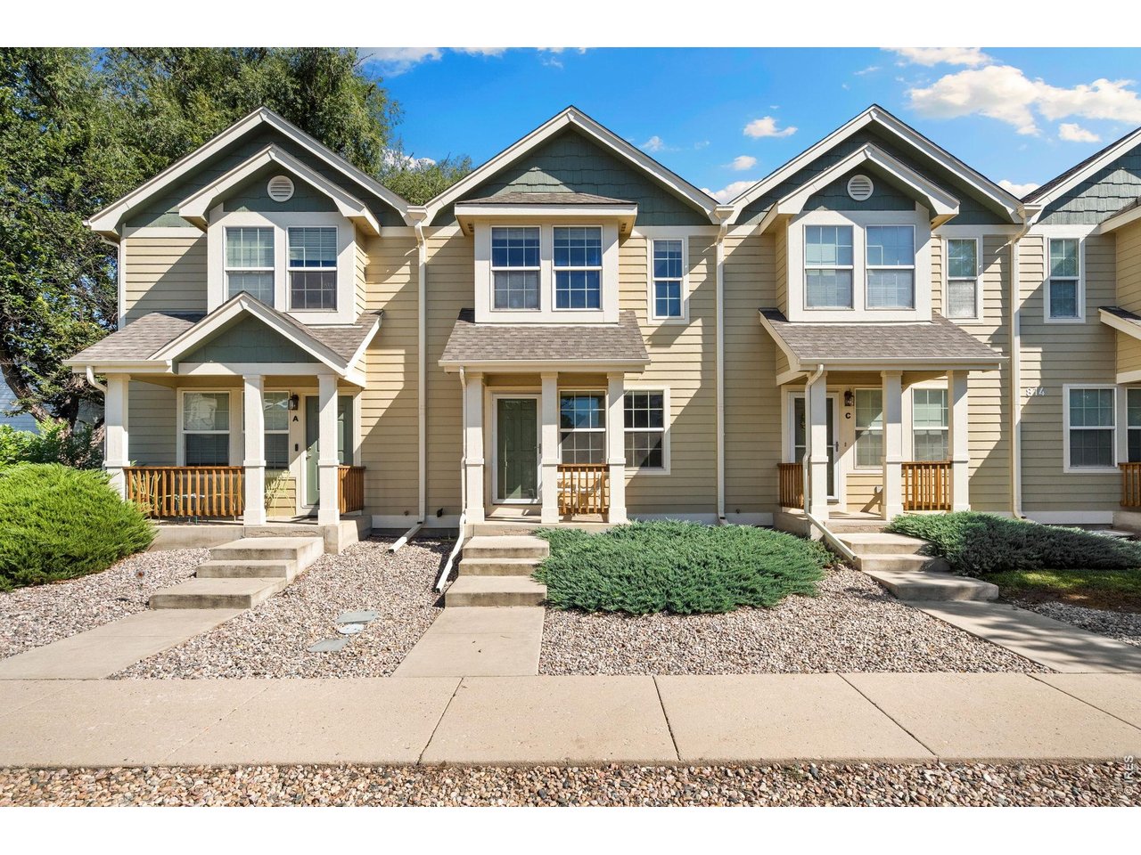814 Apex Dr B