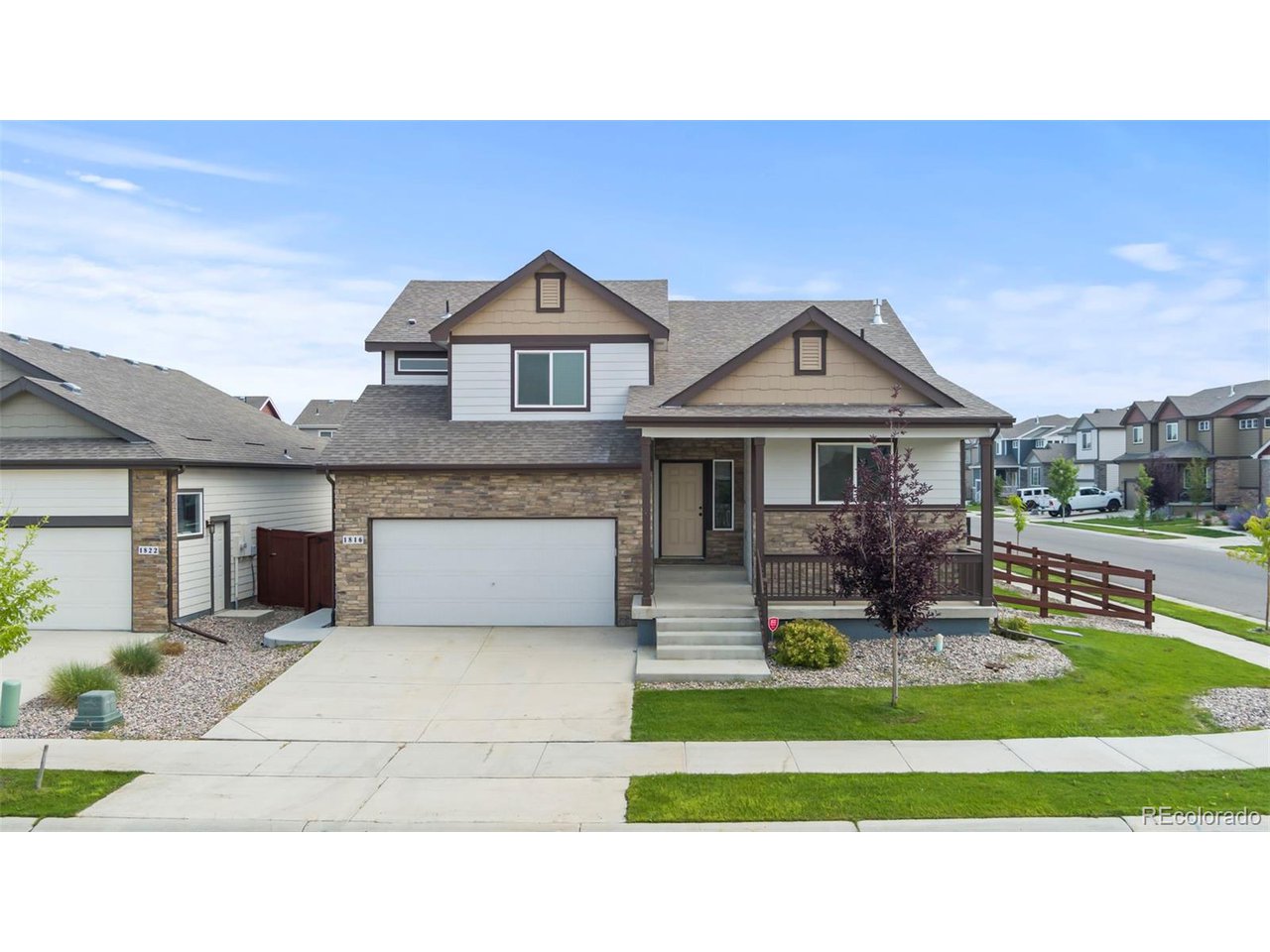 1816 Garden Flourish Ct