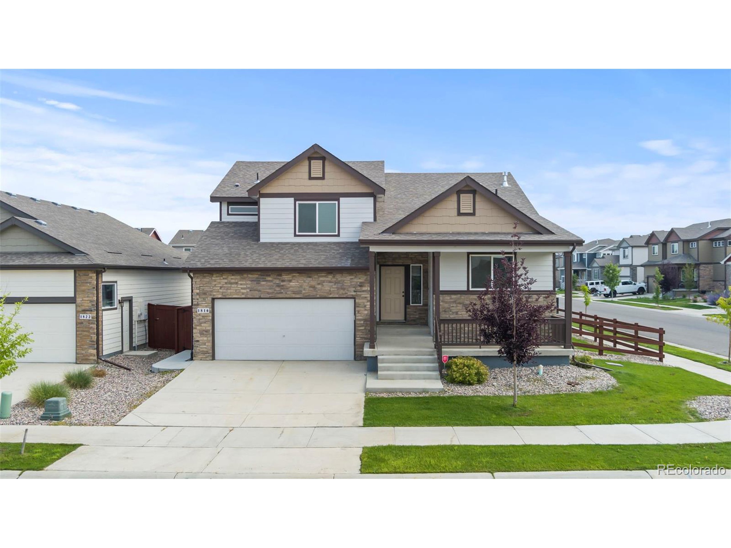 1816 Garden Flourish Ct