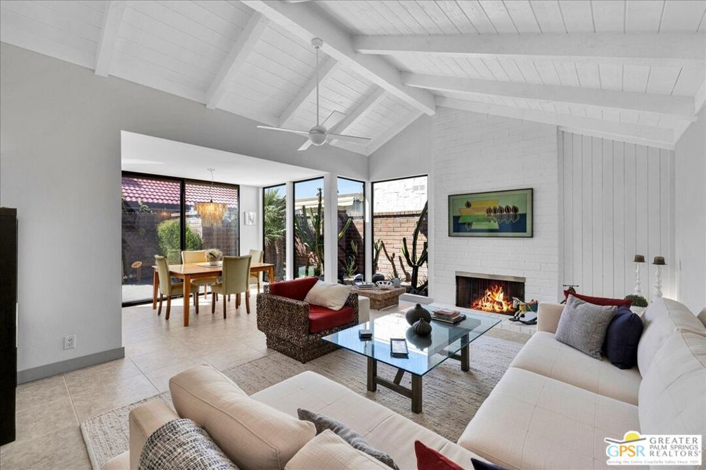 2550 Miramonte Circle B