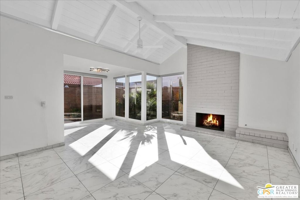 2490 Miramonte Circle B