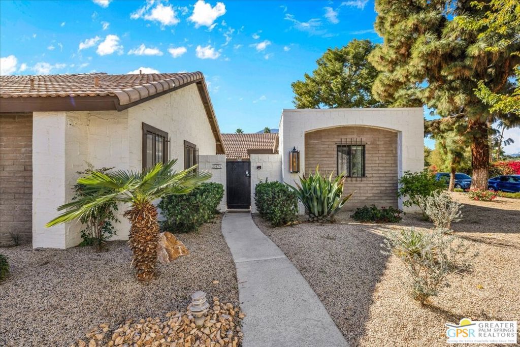 2247 Miramonte Circle C