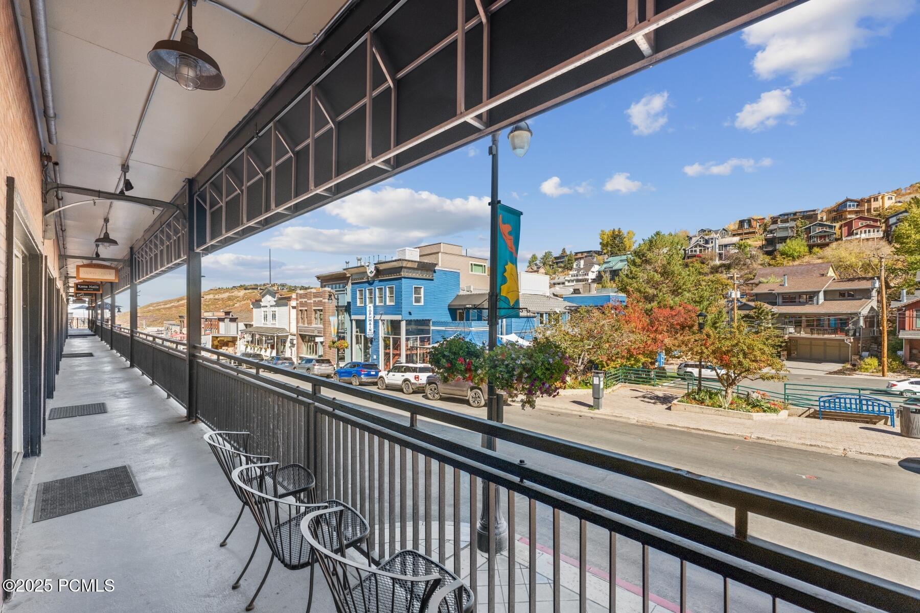 220 Park Avenue, C48