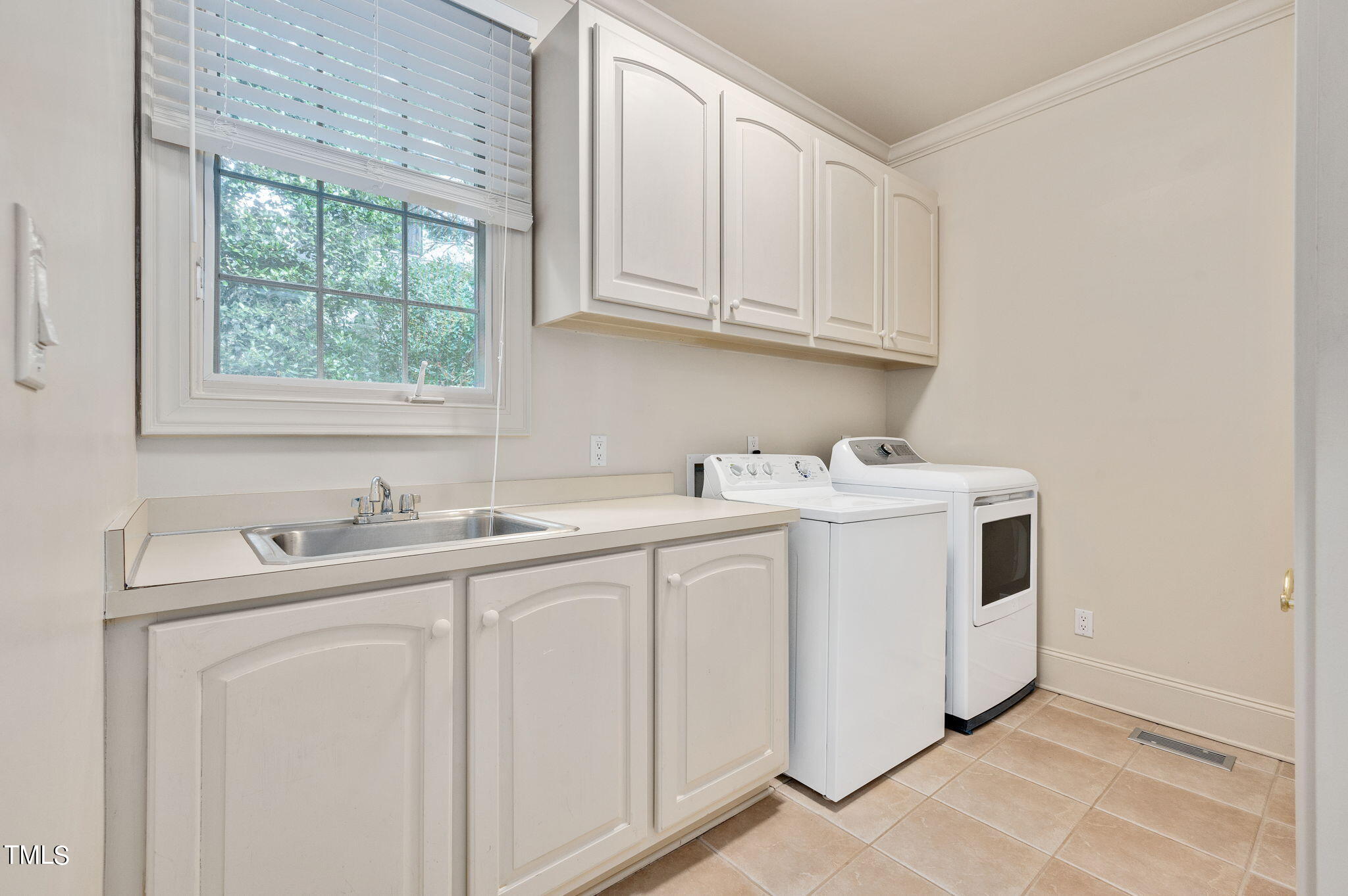 47900 Kitchin