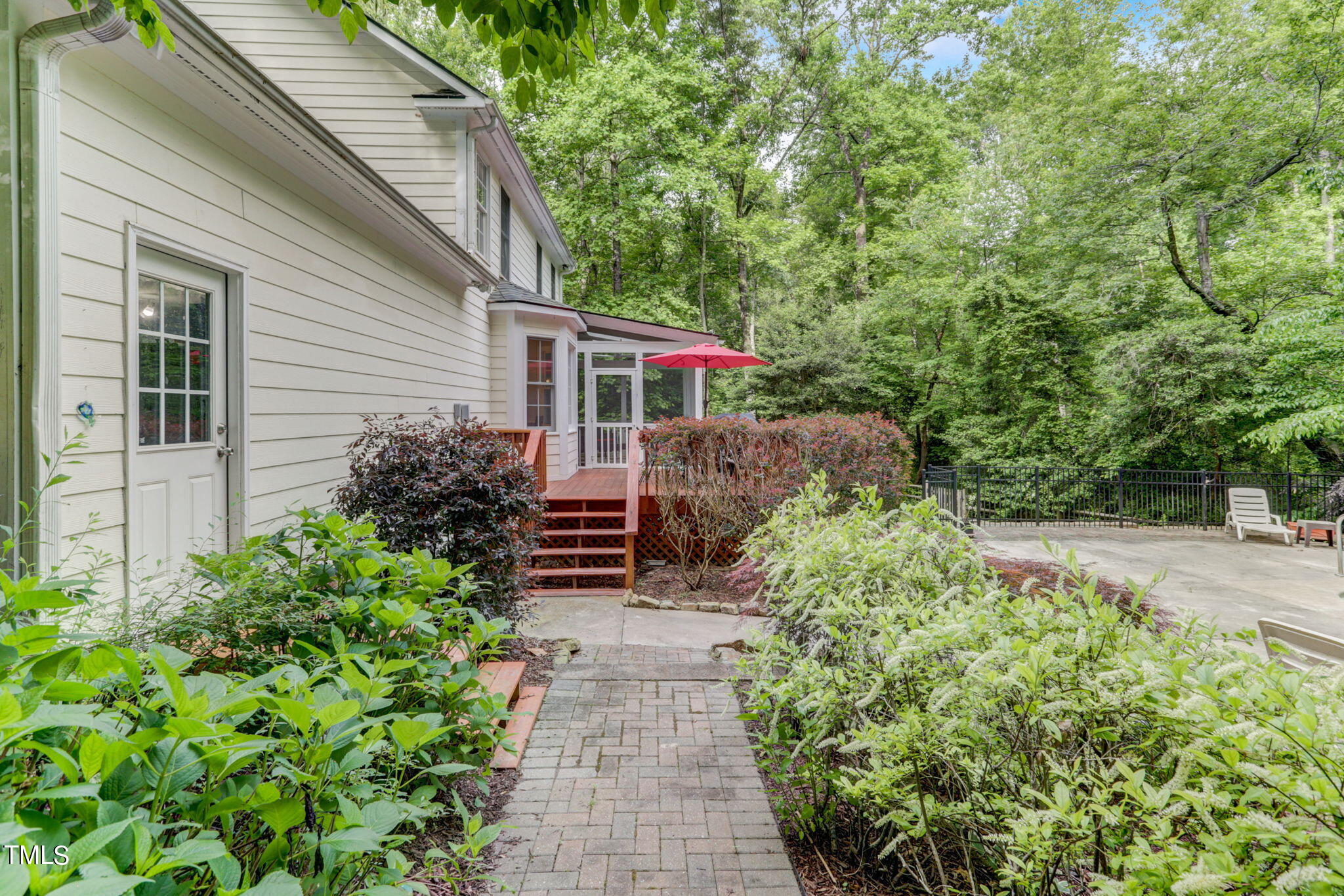 147 Dover Road