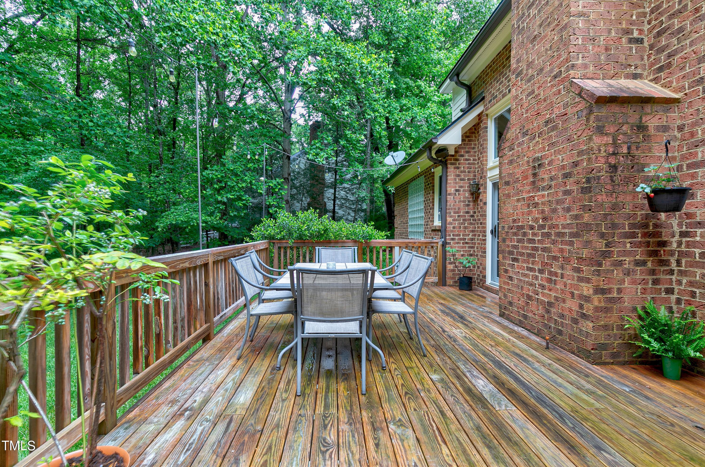5 Sagamore Place