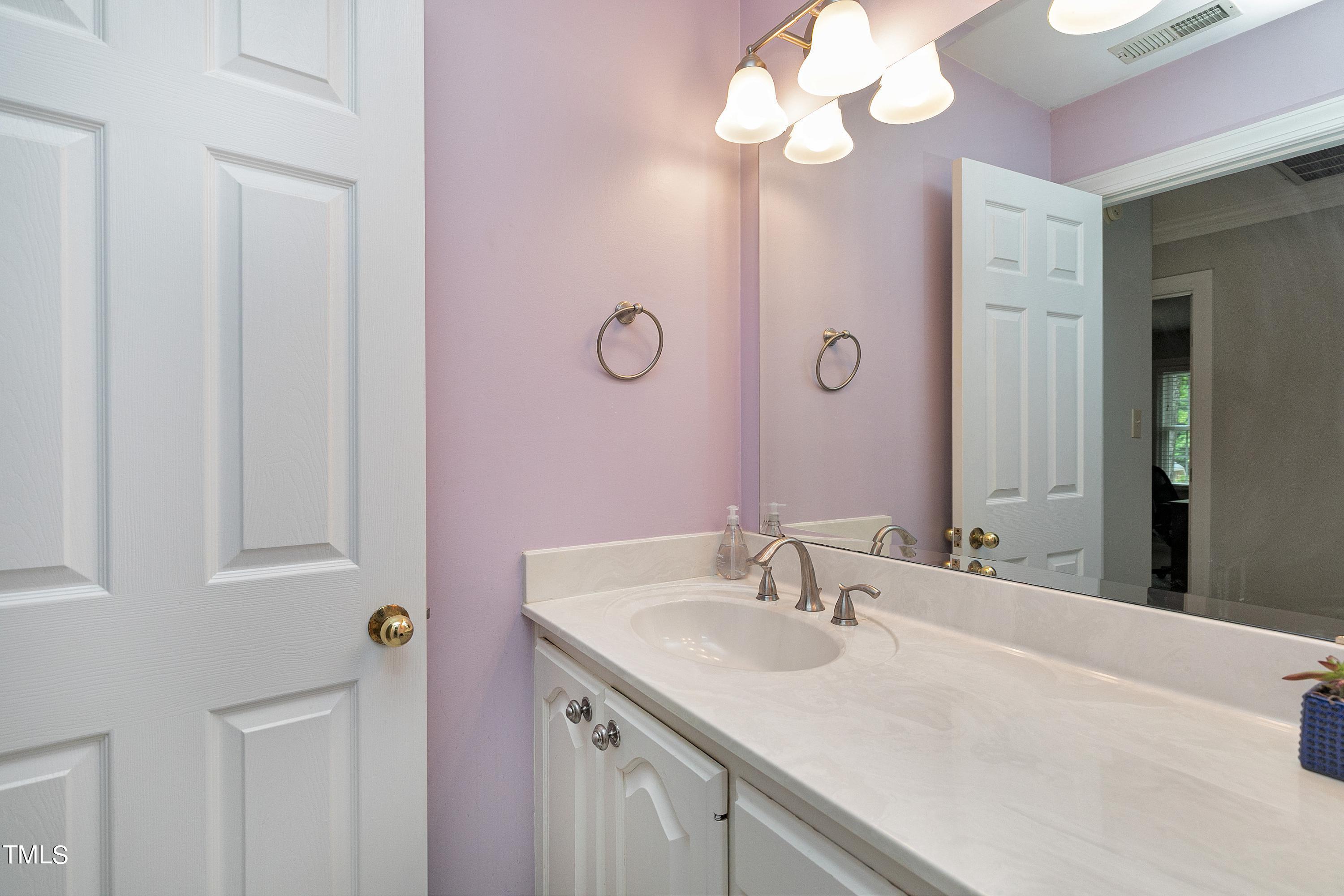 5 Sagamore Place