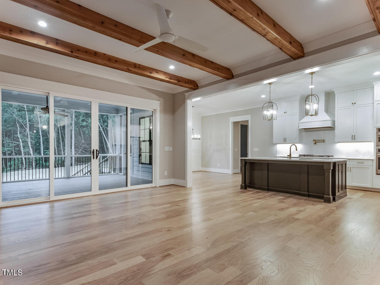 1325 Old Lystra Road