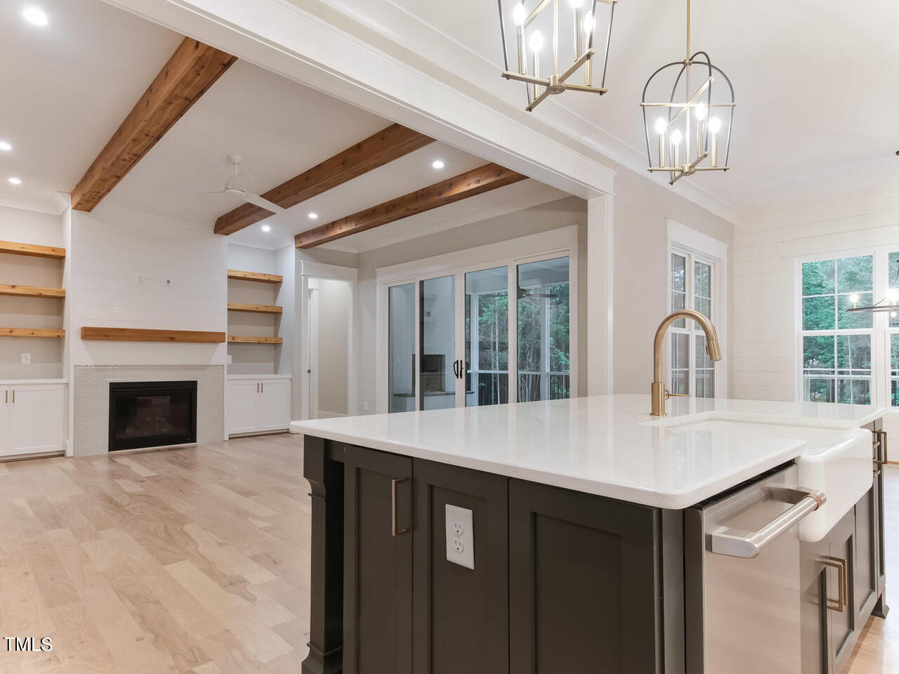 1325 Old Lystra Road