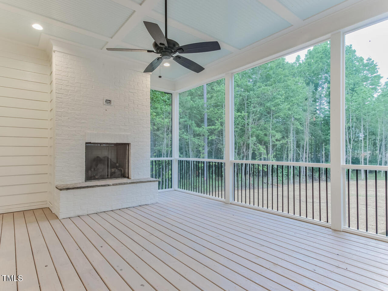 1325 Old Lystra Road