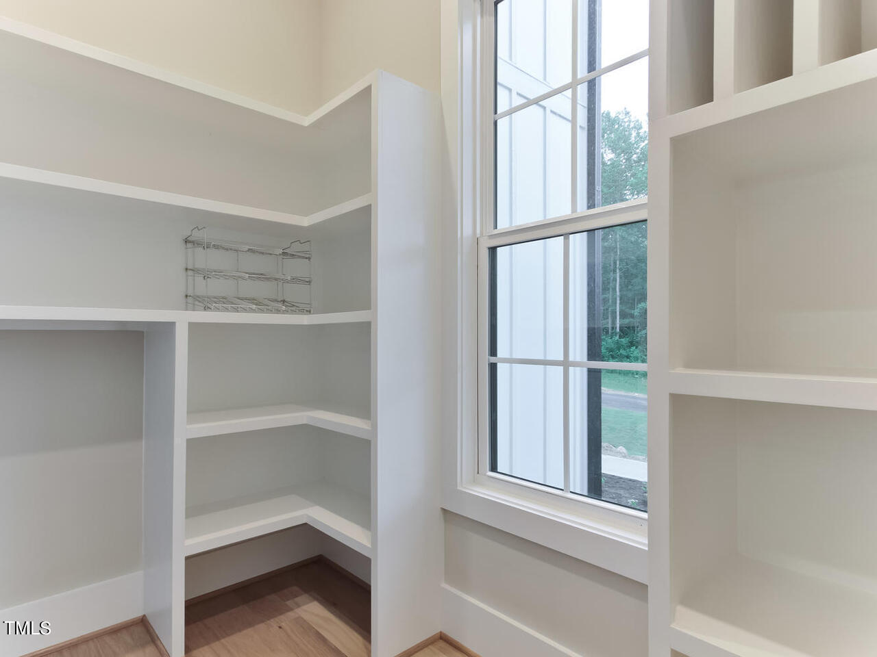 1325 Old Lystra Road