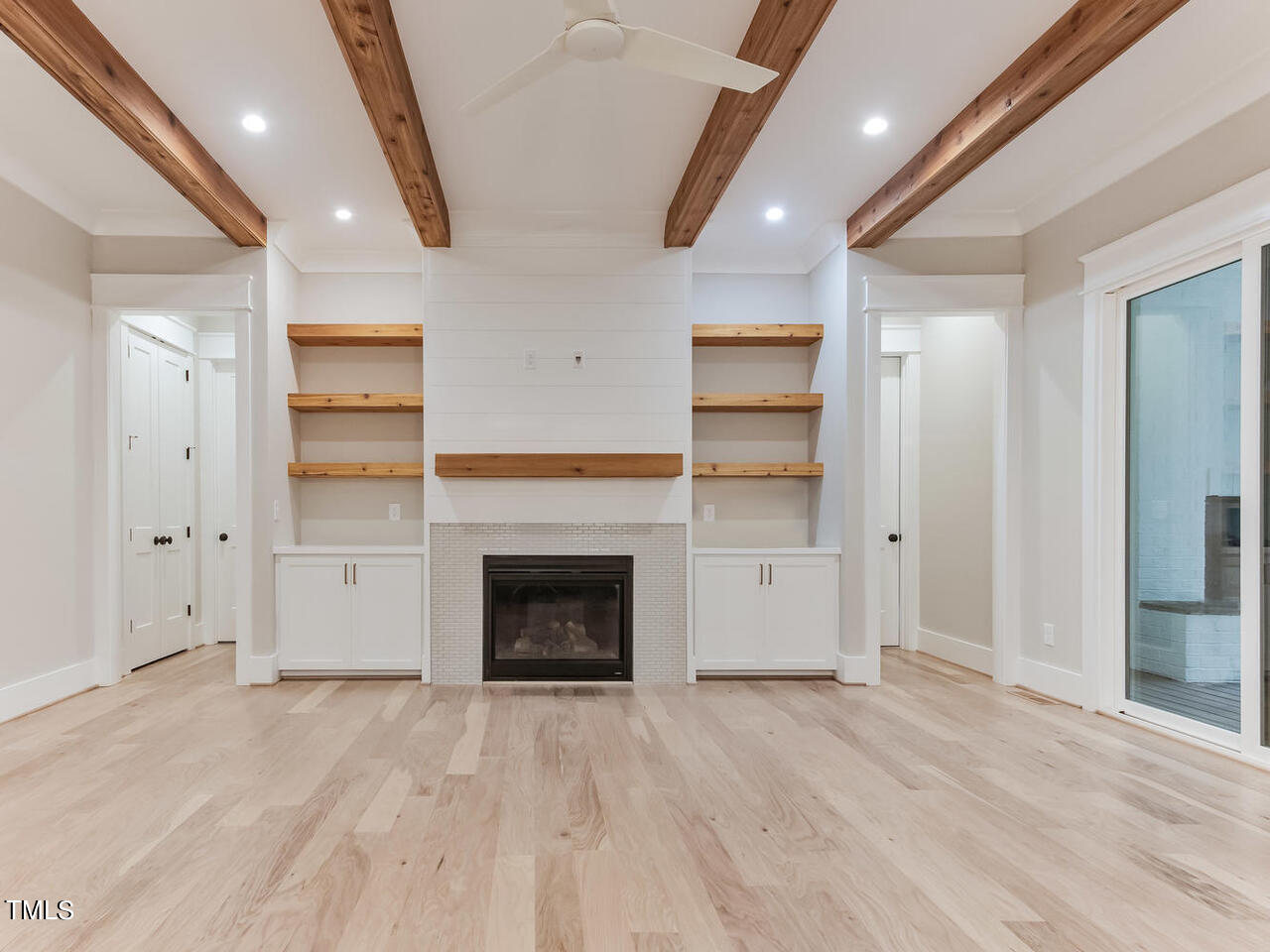 1325 Old Lystra Road