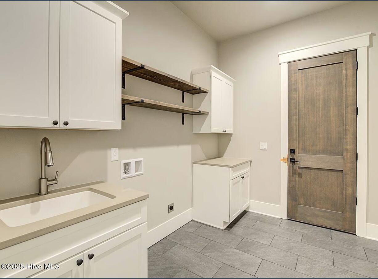 1 Kenwood Court