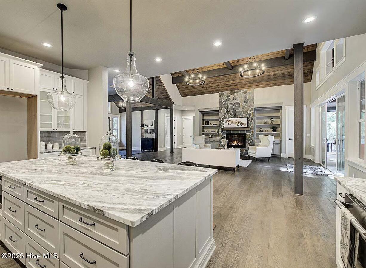1 Kenwood Court