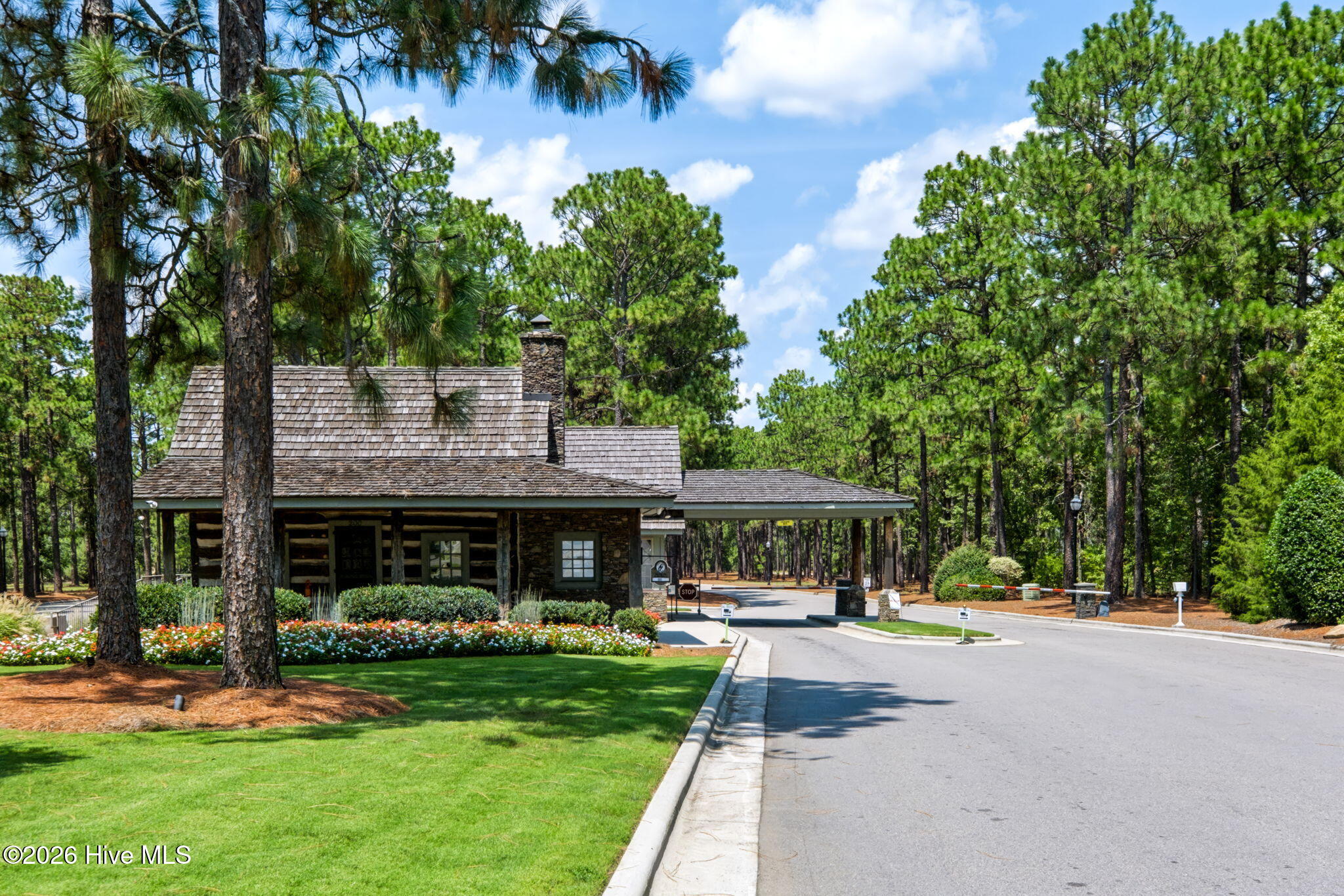 1 Kenwood Court