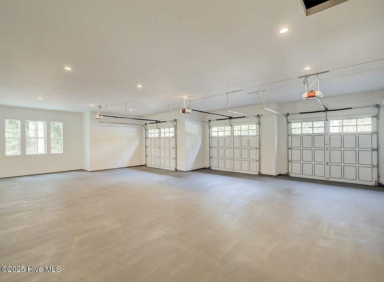 1 Kenwood Court