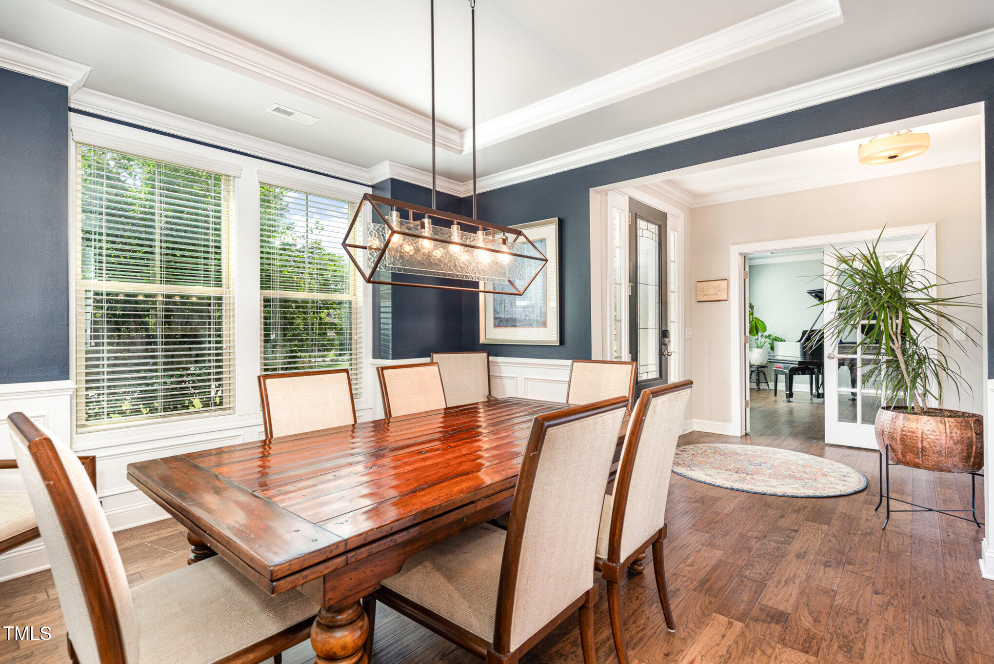 498 Legacy Falls Drive N