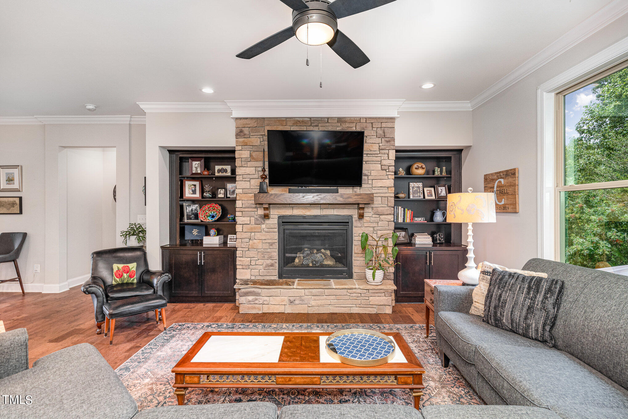 498 Legacy Falls Drive N