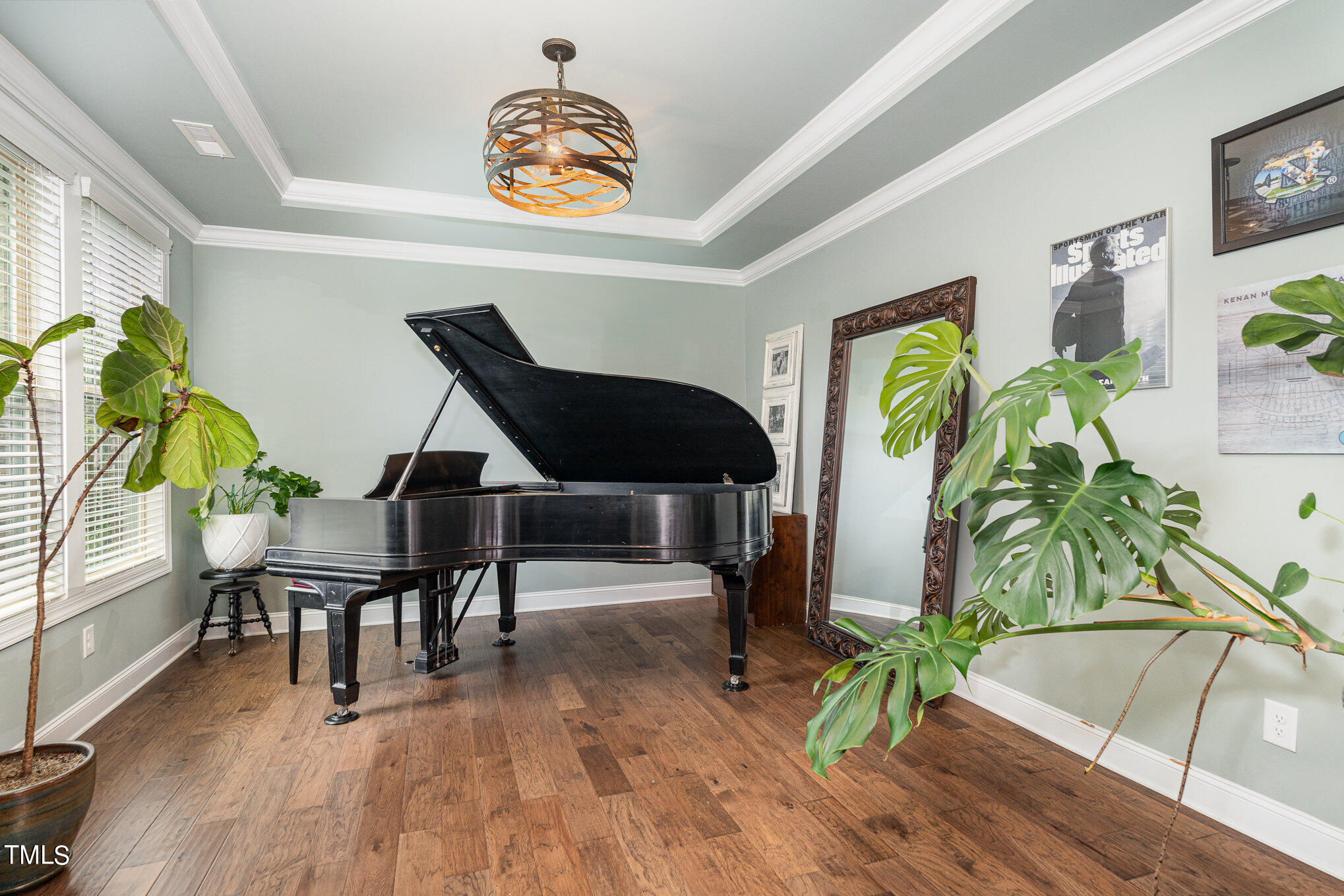 498 Legacy Falls Drive N