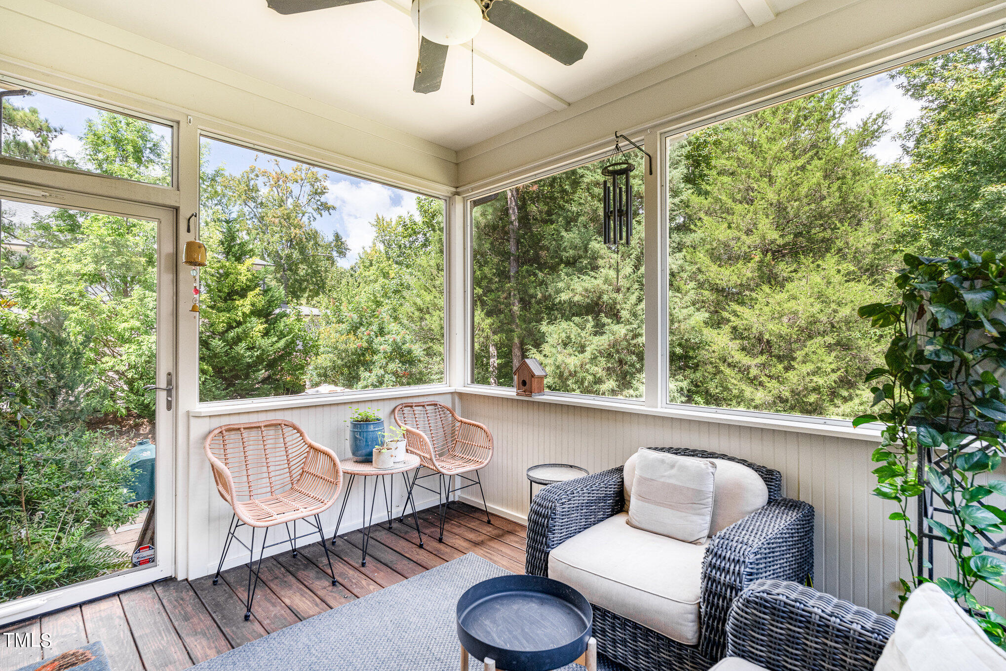 498 Legacy Falls Drive N