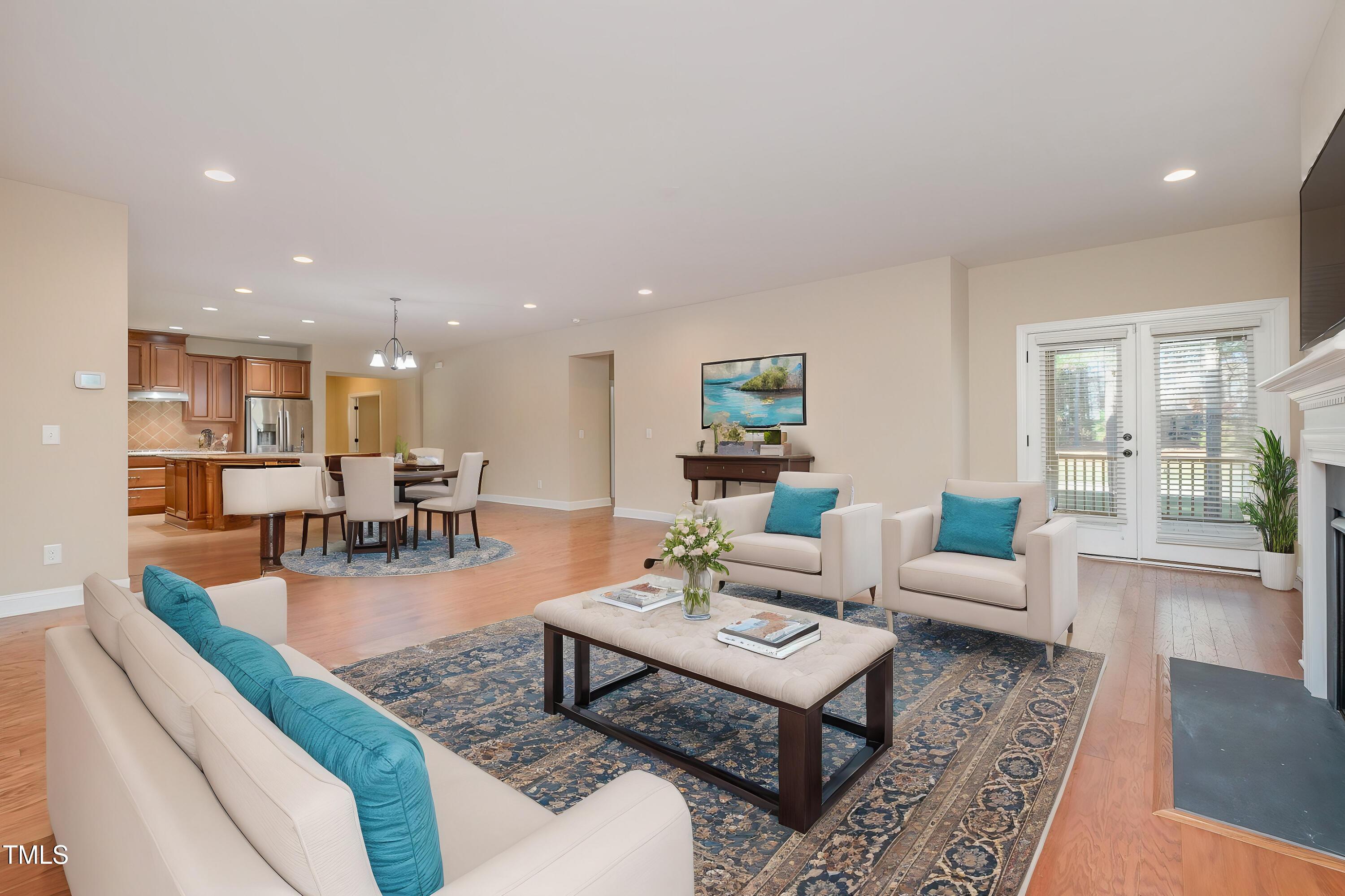 15 Rolling Meadows Lane