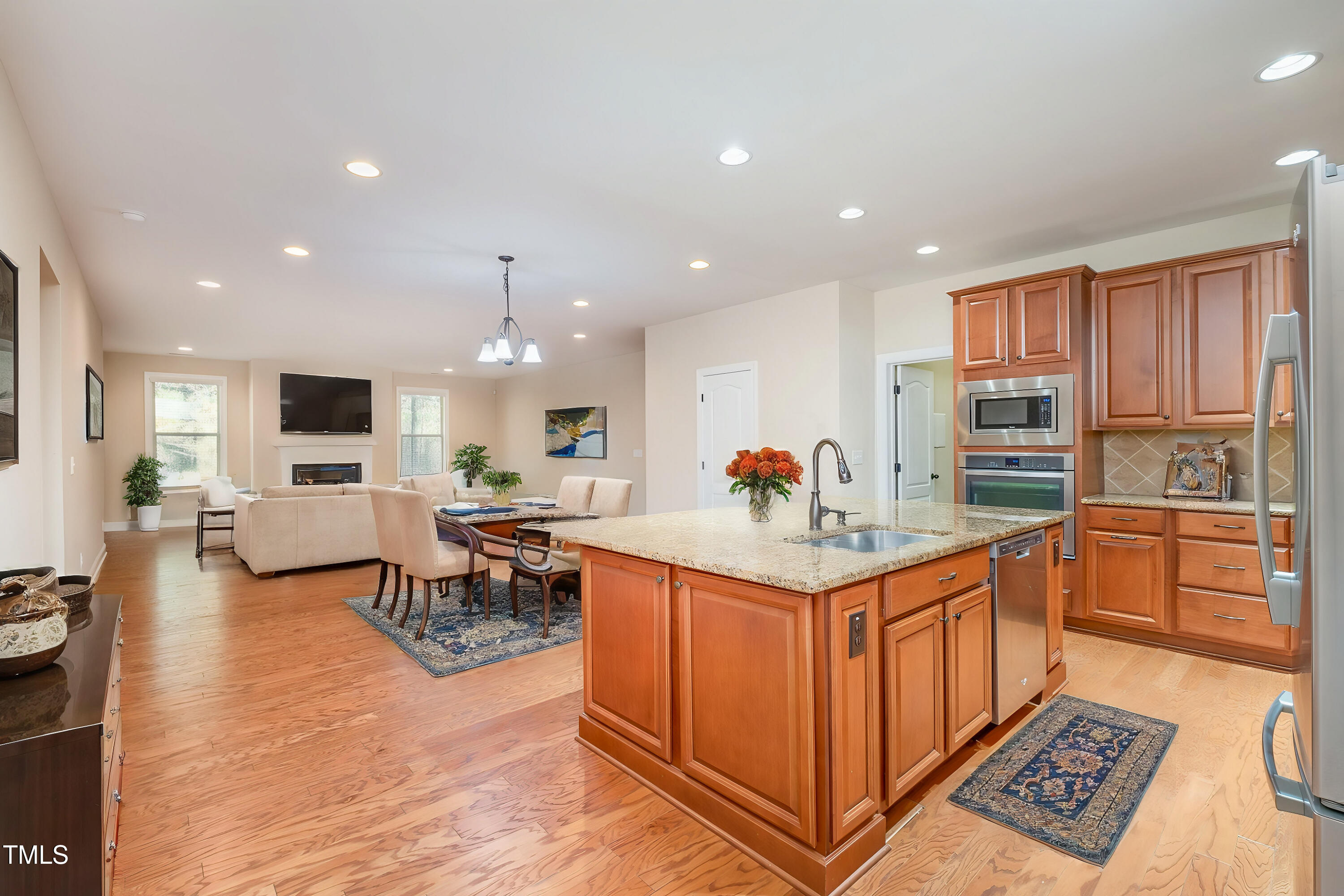 15 Rolling Meadows Lane