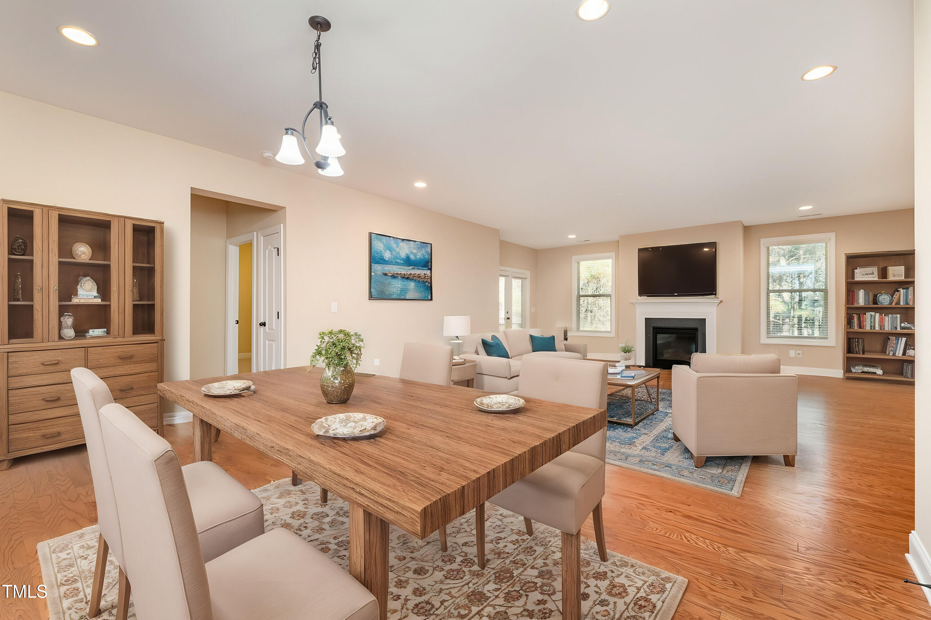 15 Rolling Meadows Lane