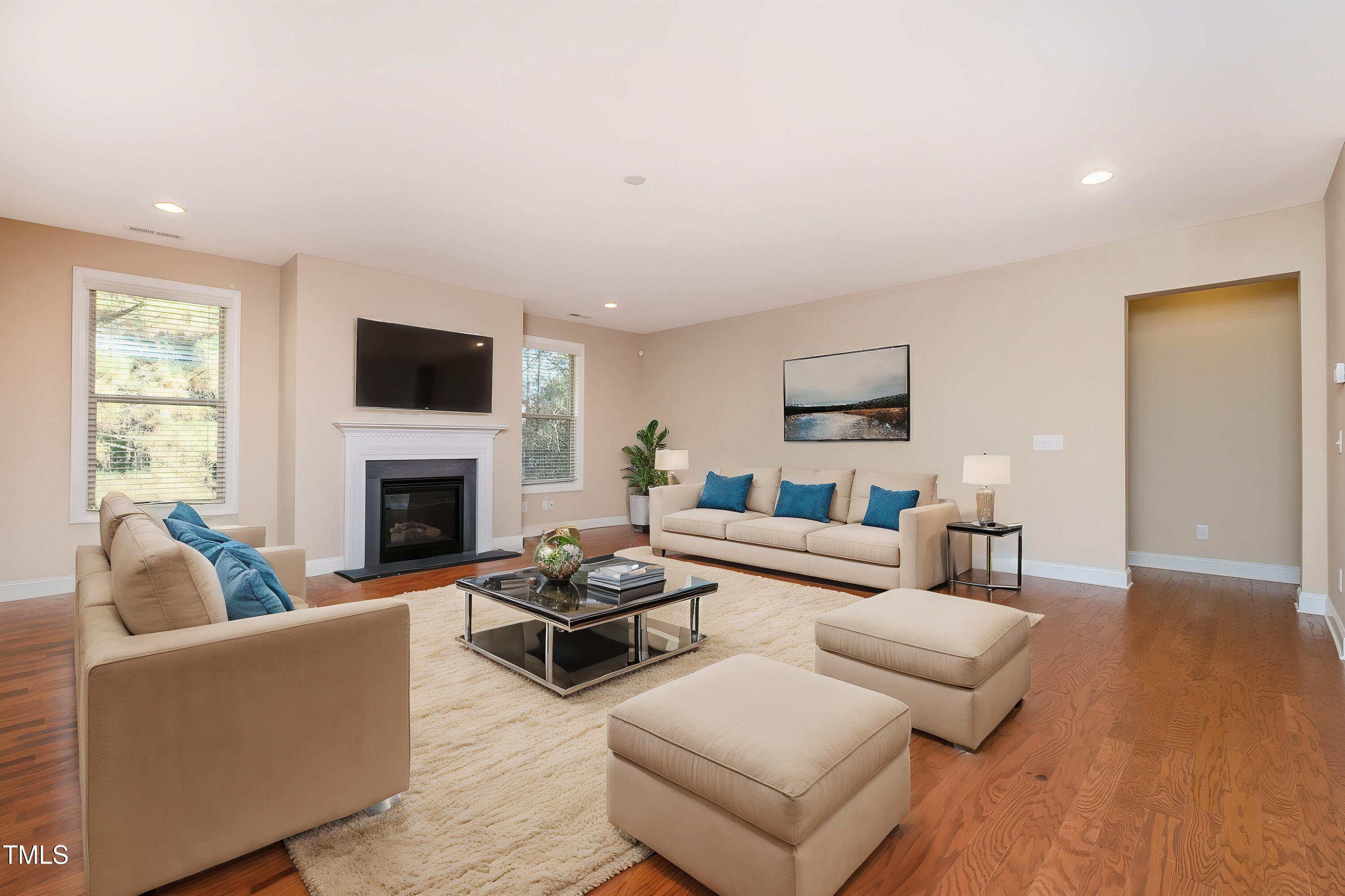 15 Rolling Meadows Lane