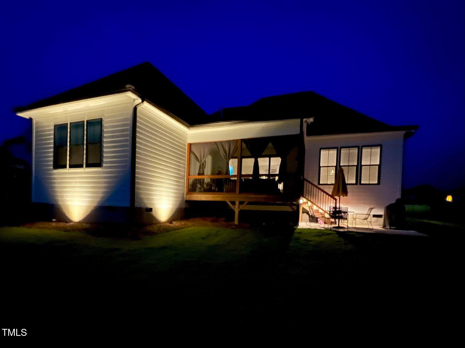 1101 Bessie Court