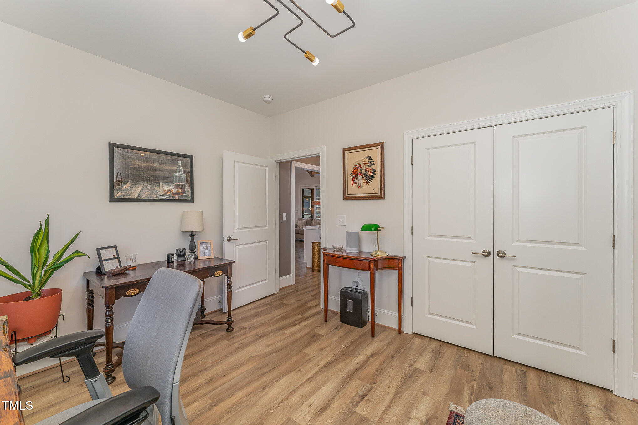 1101 Bessie Court